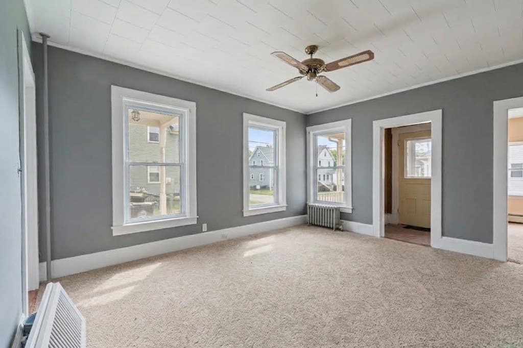 Single Family Residence at 184 Groveland St, Haverhill MA 01830, Haverhill, photo 12 of 26