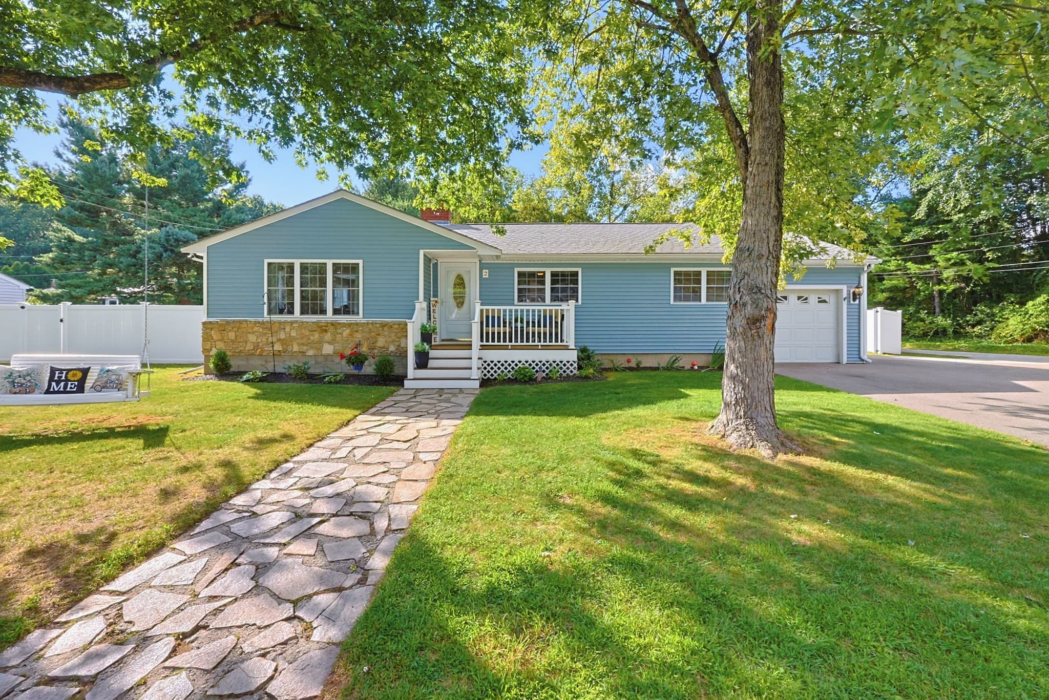 2 Malden St, Oxford MA 01540