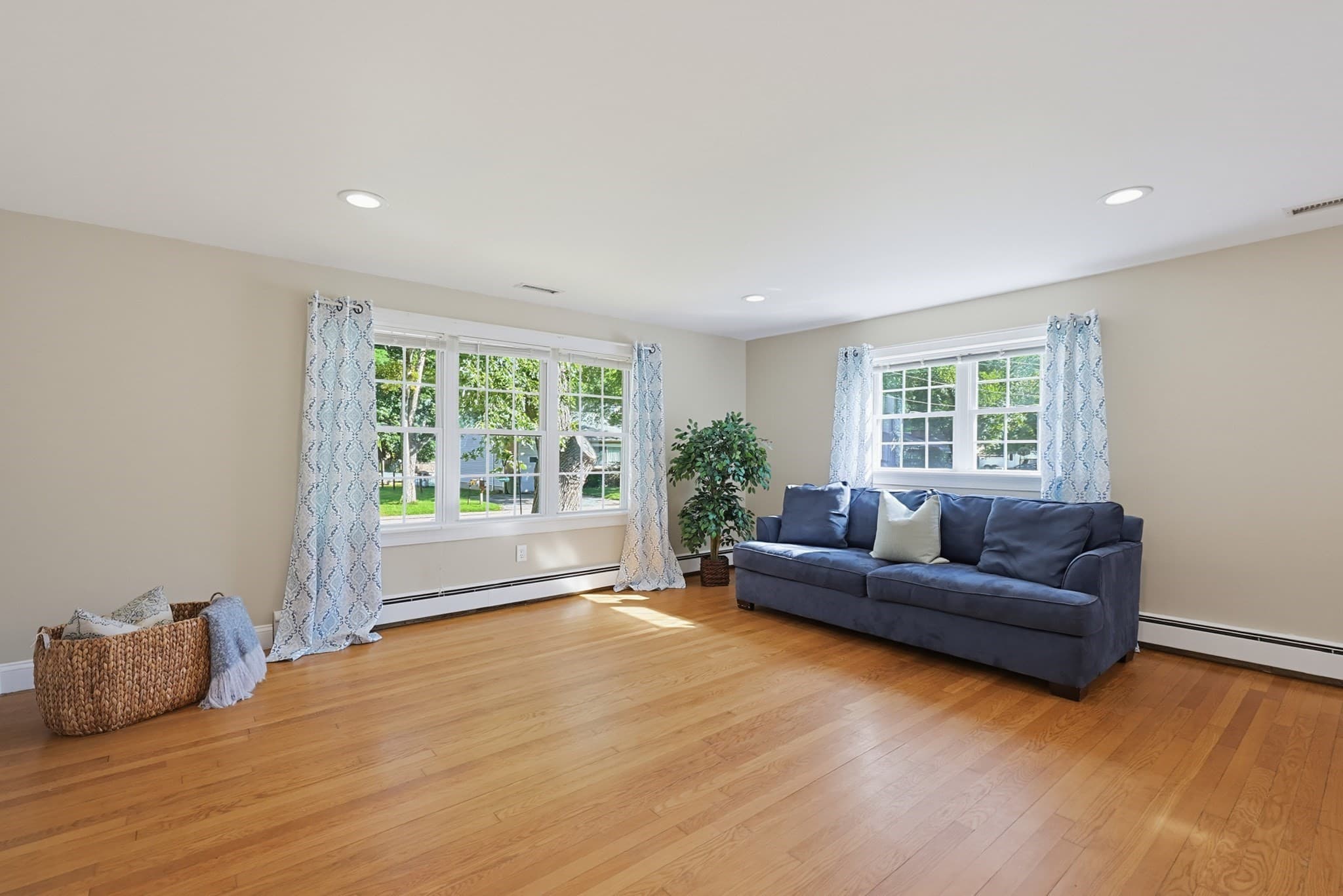 Single Family Residence at 2 Malden St, Oxford MA 01540, Oxford, photo 5 of 42