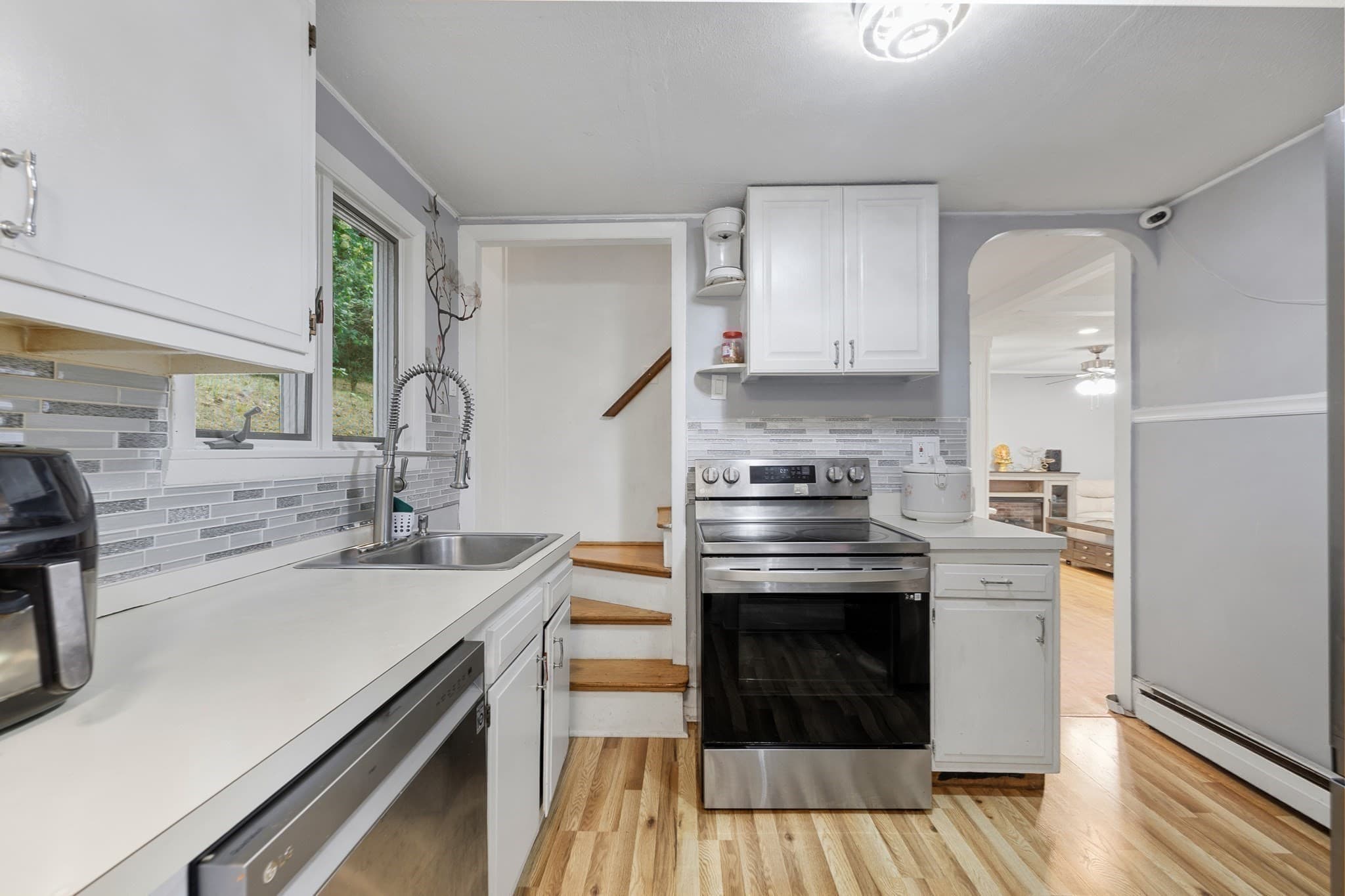 Single Family Residence at 31 Endicott St., Saugus MA 01906, photo 12 of 41