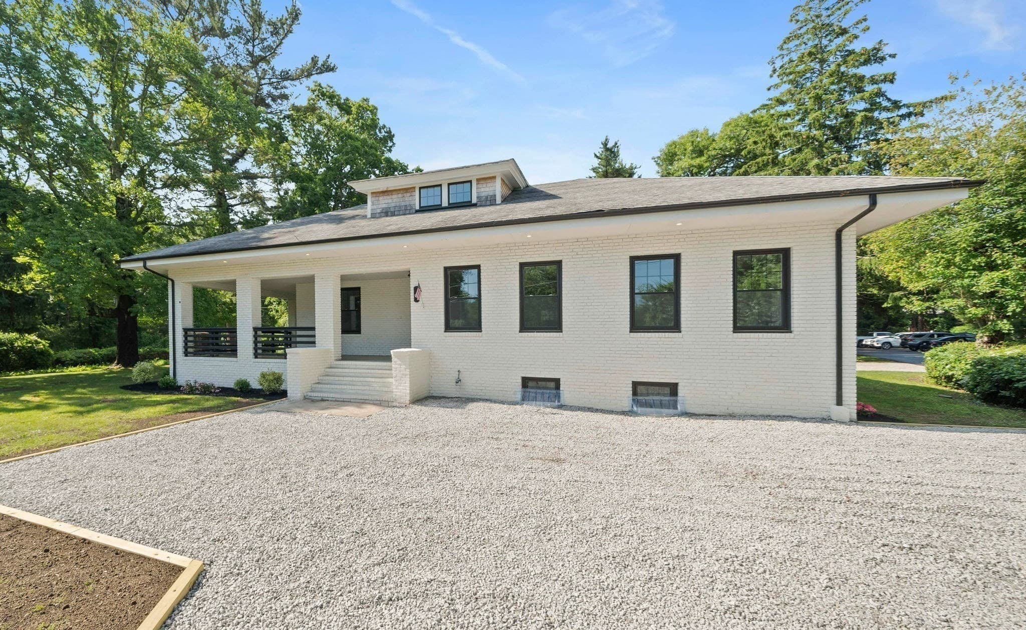 Single Family Residence at 4 Marconi Lane, Marion MA 02738, Marion, photo 3 of 33