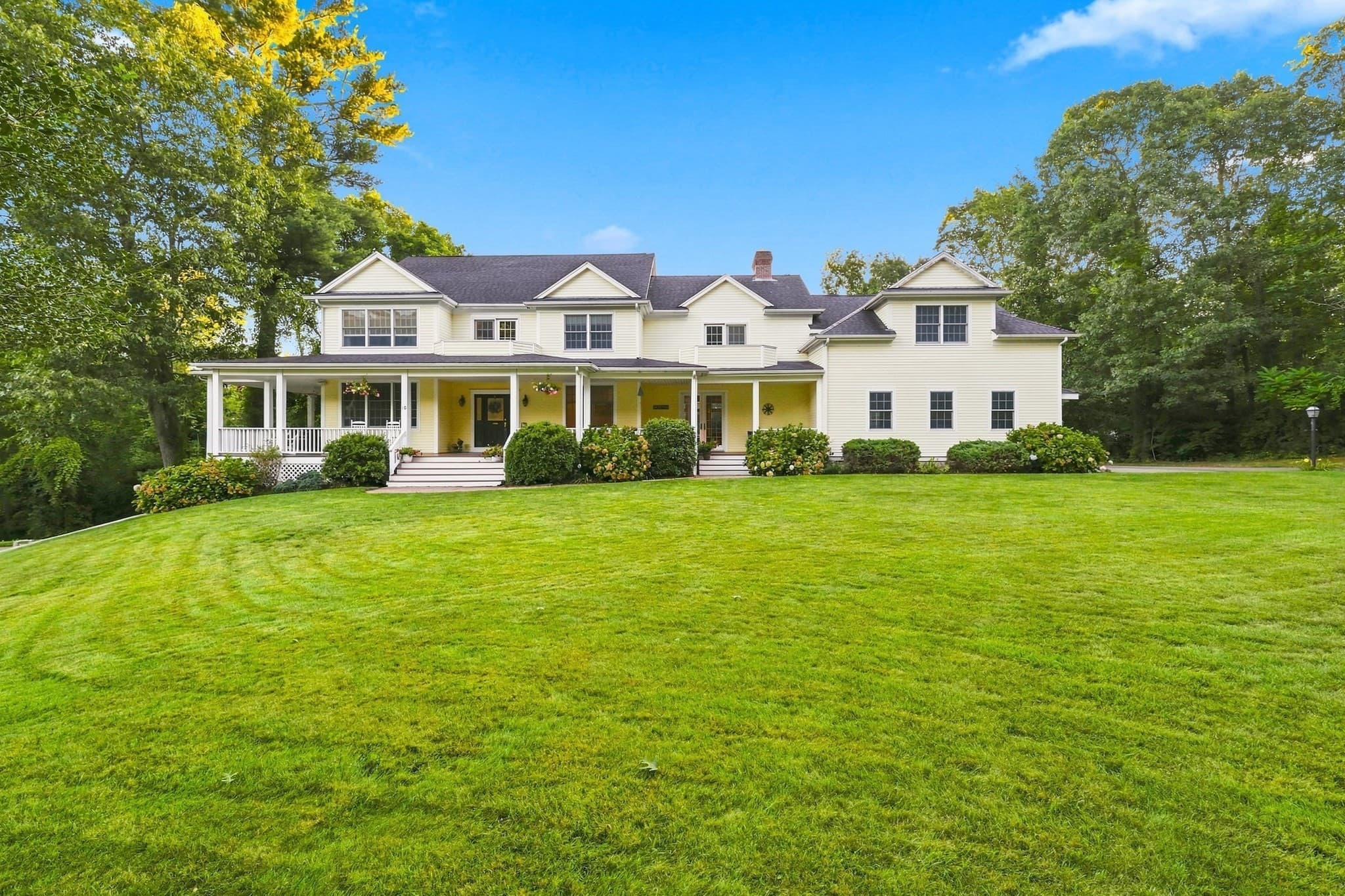10 Bartelli Road, Lakeville MA 02347