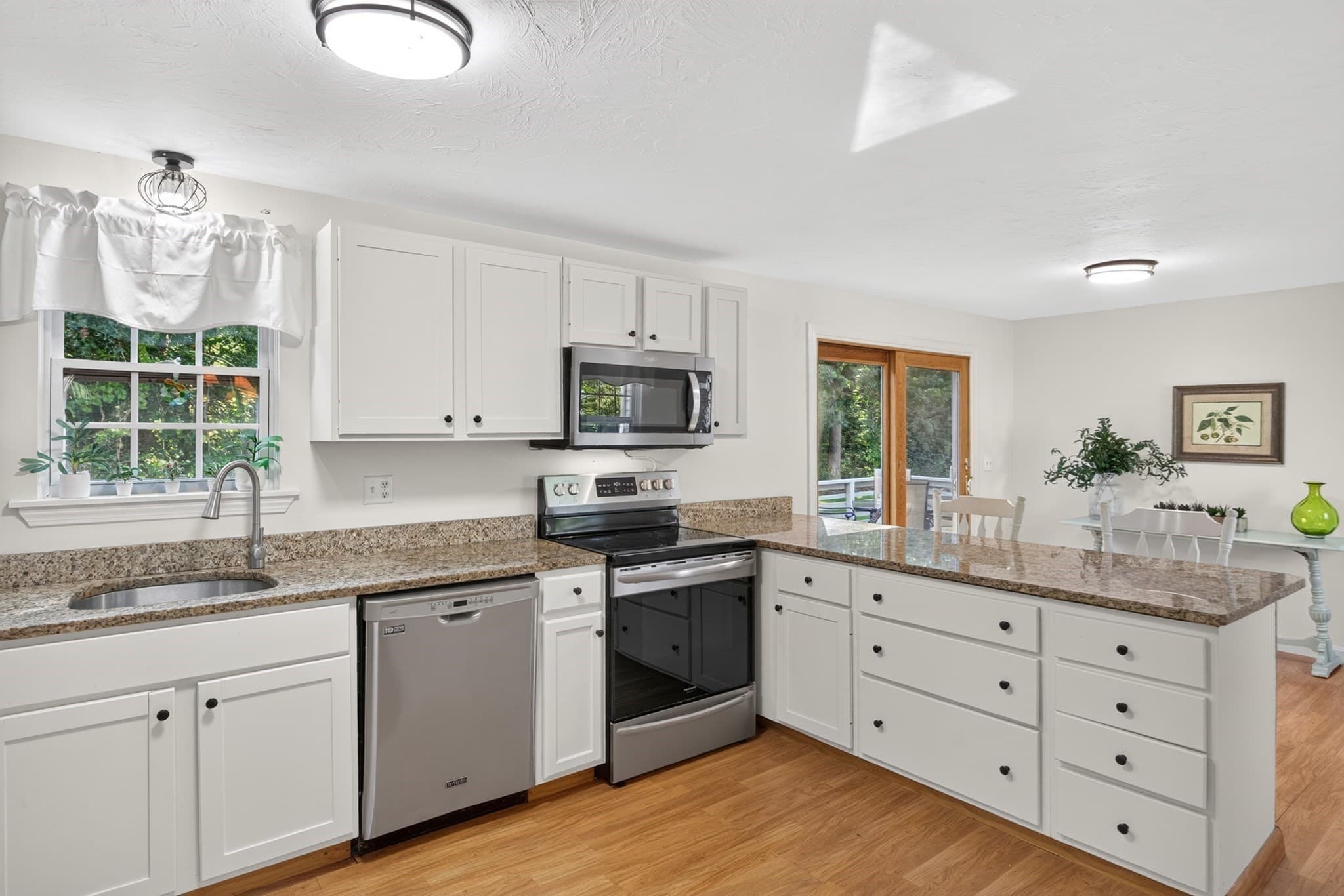 Single Family Residence at 115 Dove Hill Rd, Falmouth MA 02556, Falmouth, photo 4 of 39