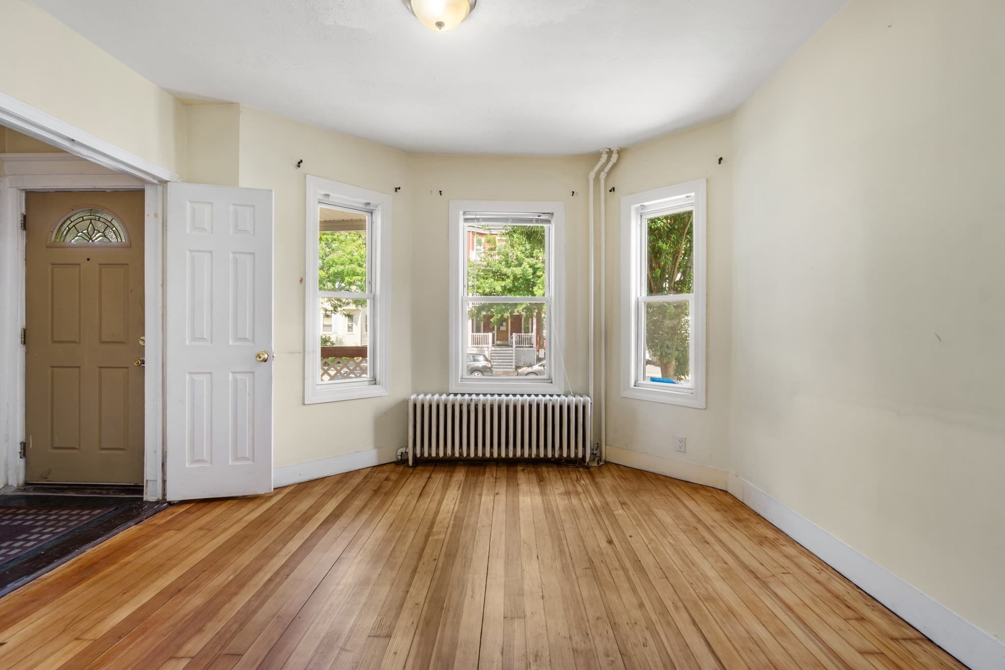 Condominium at 126 Belgrade Avenue # 1, Boston MA 02131, Boston, photo 6 of 28