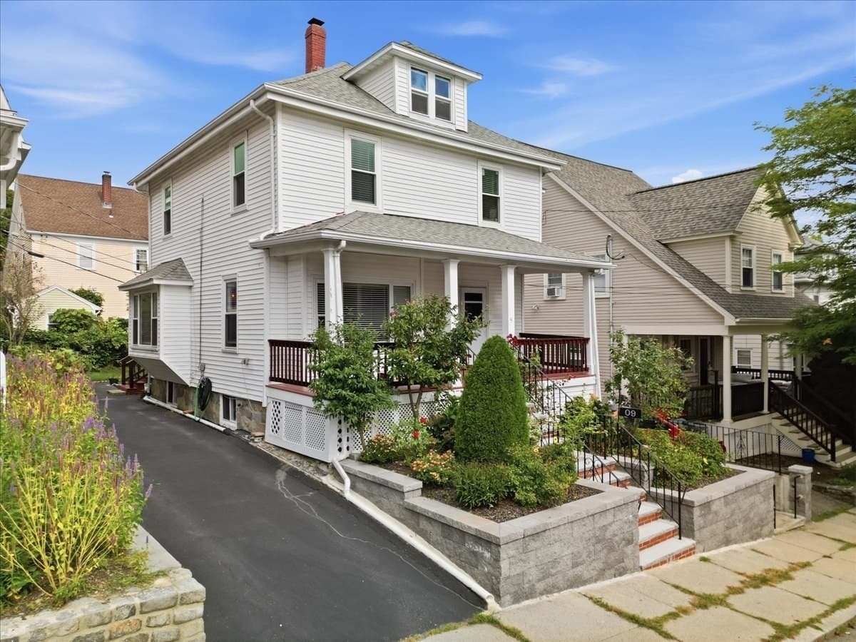 Single Family Residence at 9 Granada Ave, Boston MA 02131, Boston, photo 4 of 42