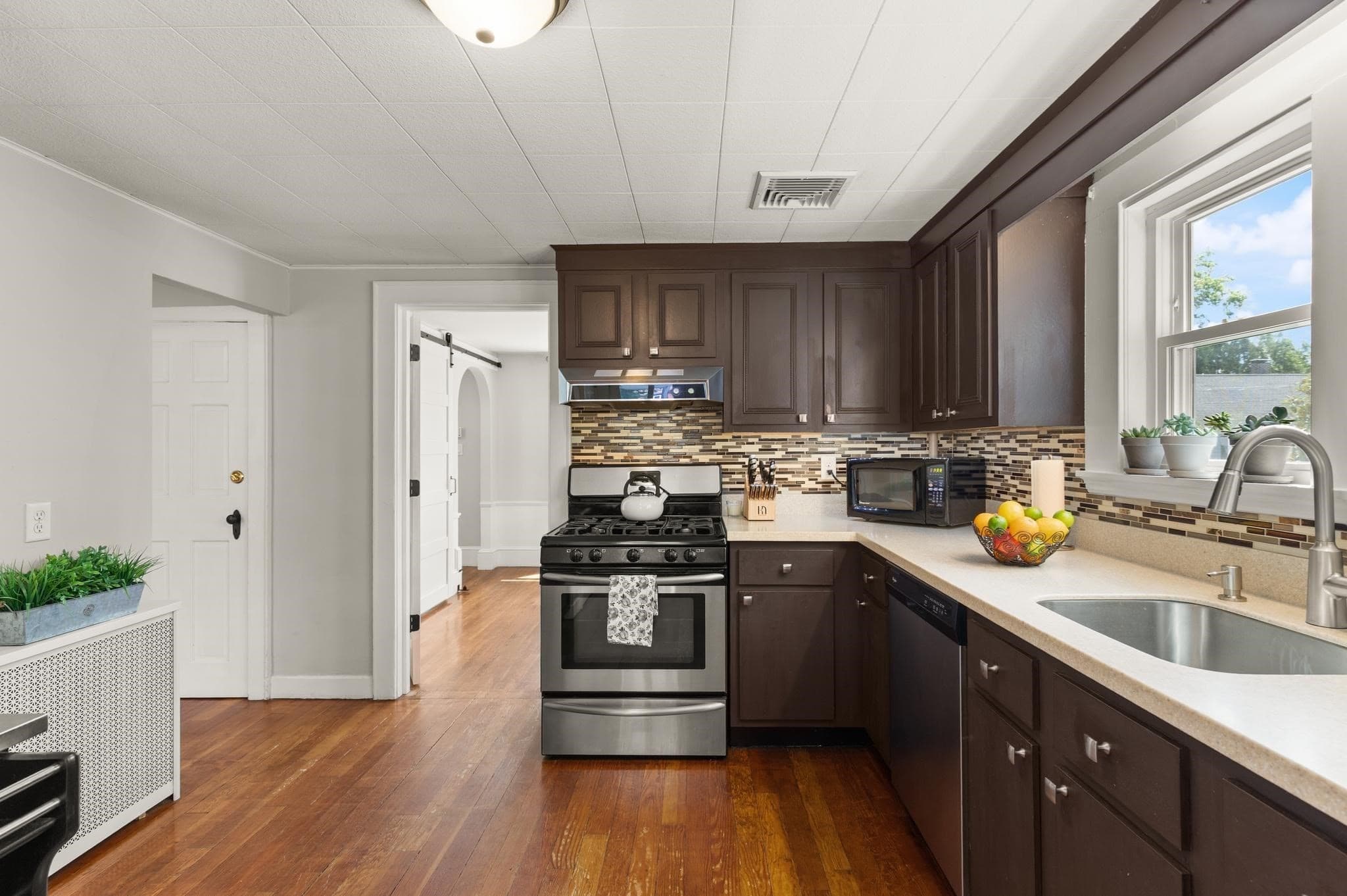 Single Family Residence at 67 Woodard Ave, Brockton MA 02301, Brockton, photo 13 of 42