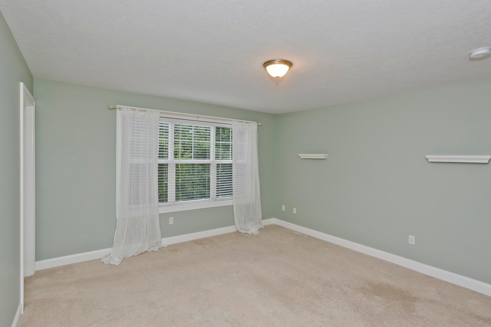 Condominium at 330 Haydenvielle Rd # D, Northampton MA 01053, Northampton, photo 21 of 42
