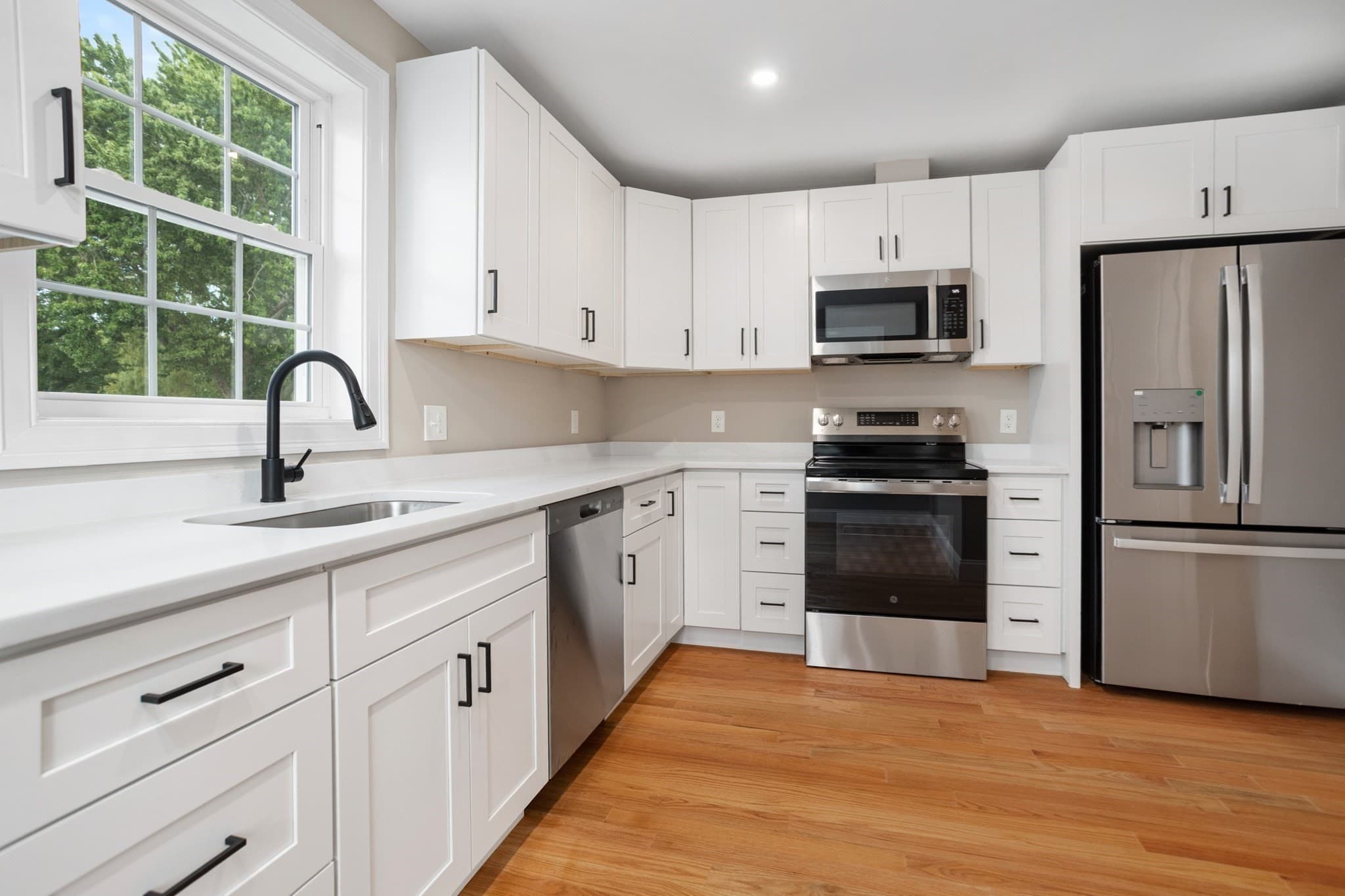 Condominium at 661 Washington Avenue # 1, Revere MA 02151, Revere, photo 2 of 40