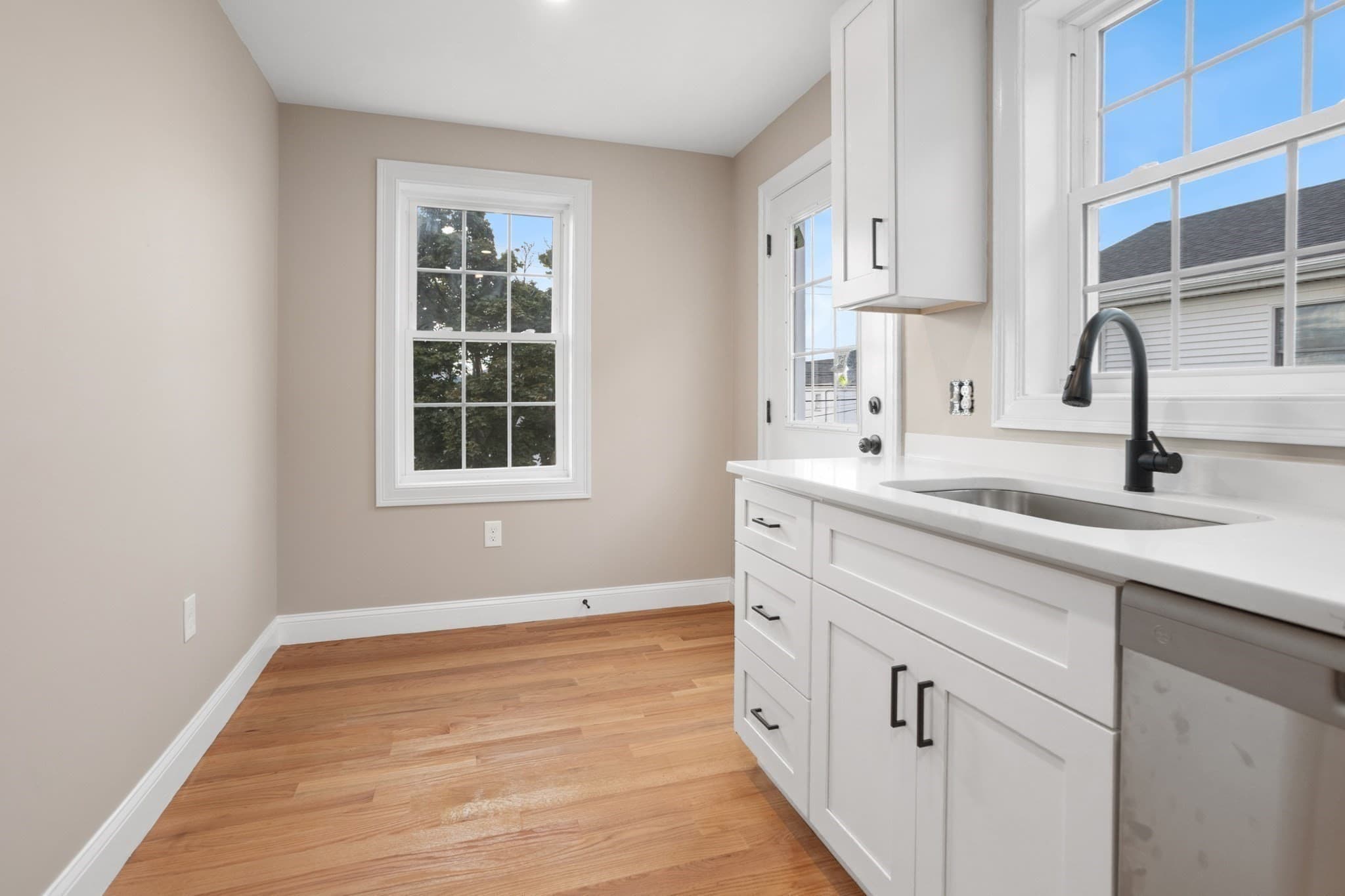 Condominium at 661 Washington Avenue # 1, Revere MA 02151, Revere, photo 5 of 40