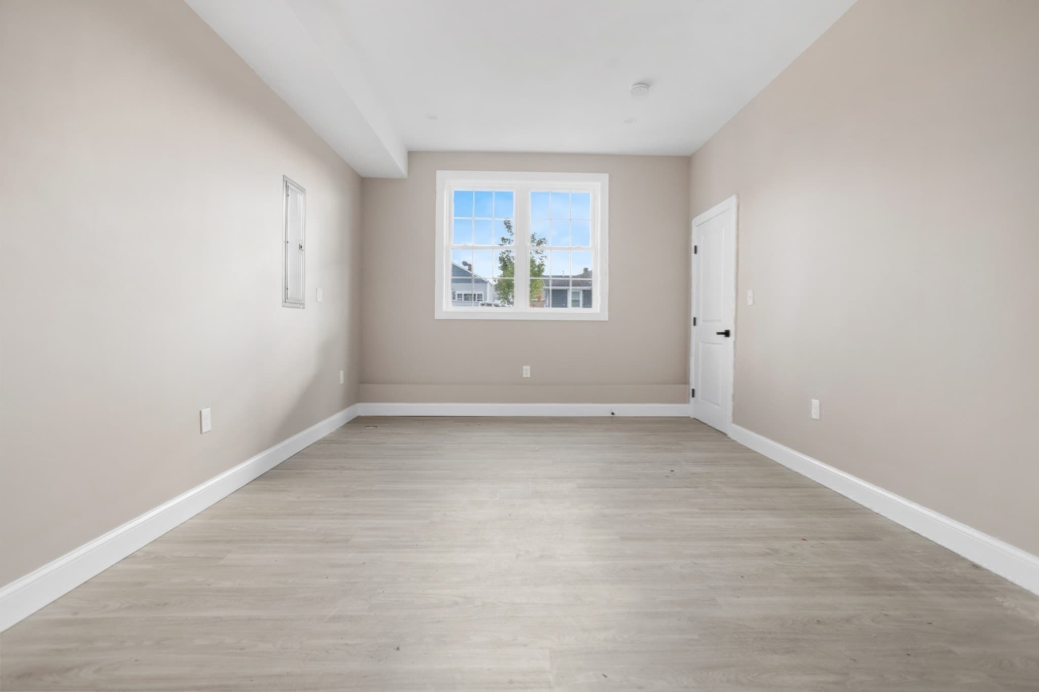 Condominium at 661 Washington Avenue # 1, Revere MA 02151, Revere, photo 33 of 40