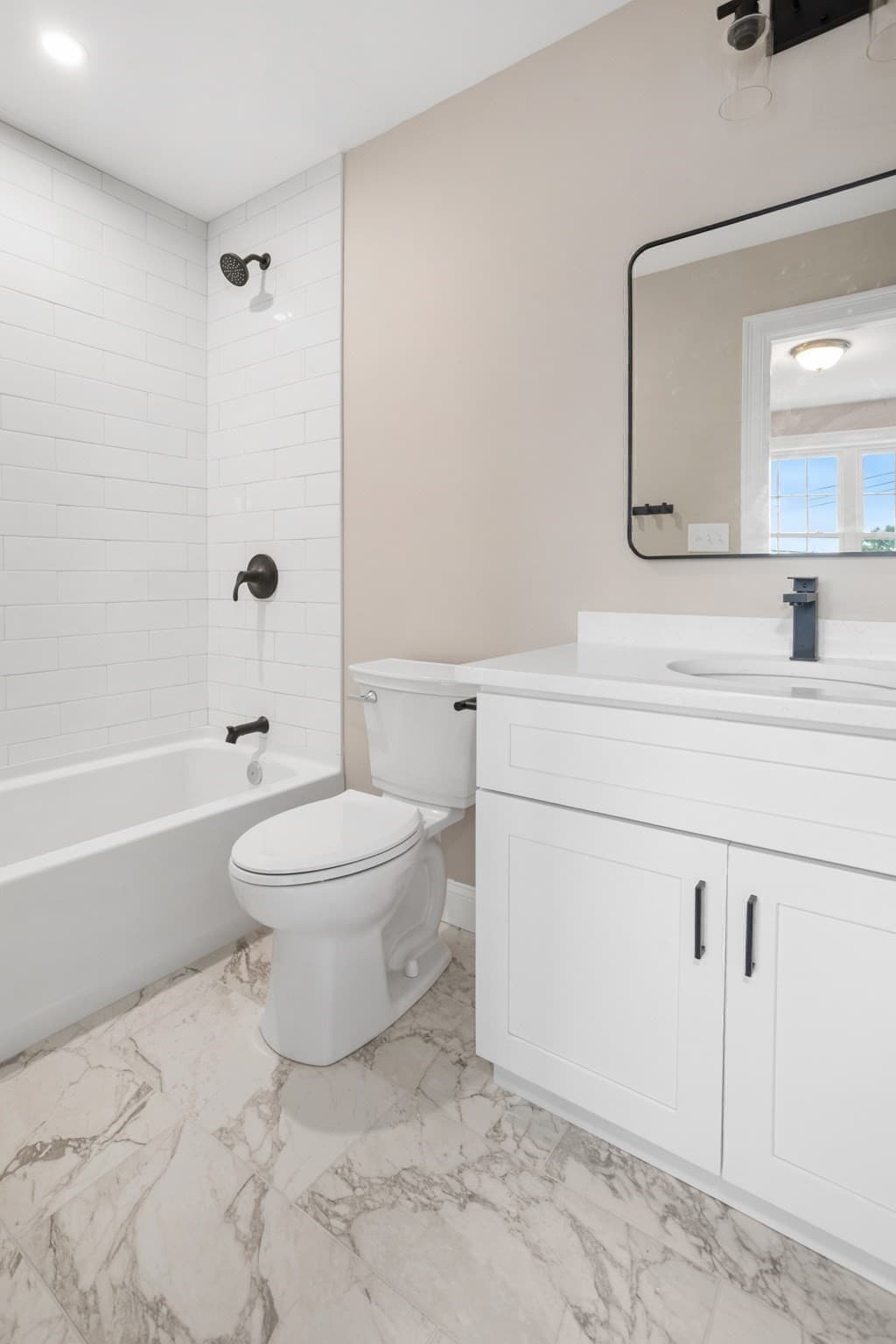 Condominium at 661 Washington Avenue # 1, Revere MA 02151, Revere, photo 19 of 40