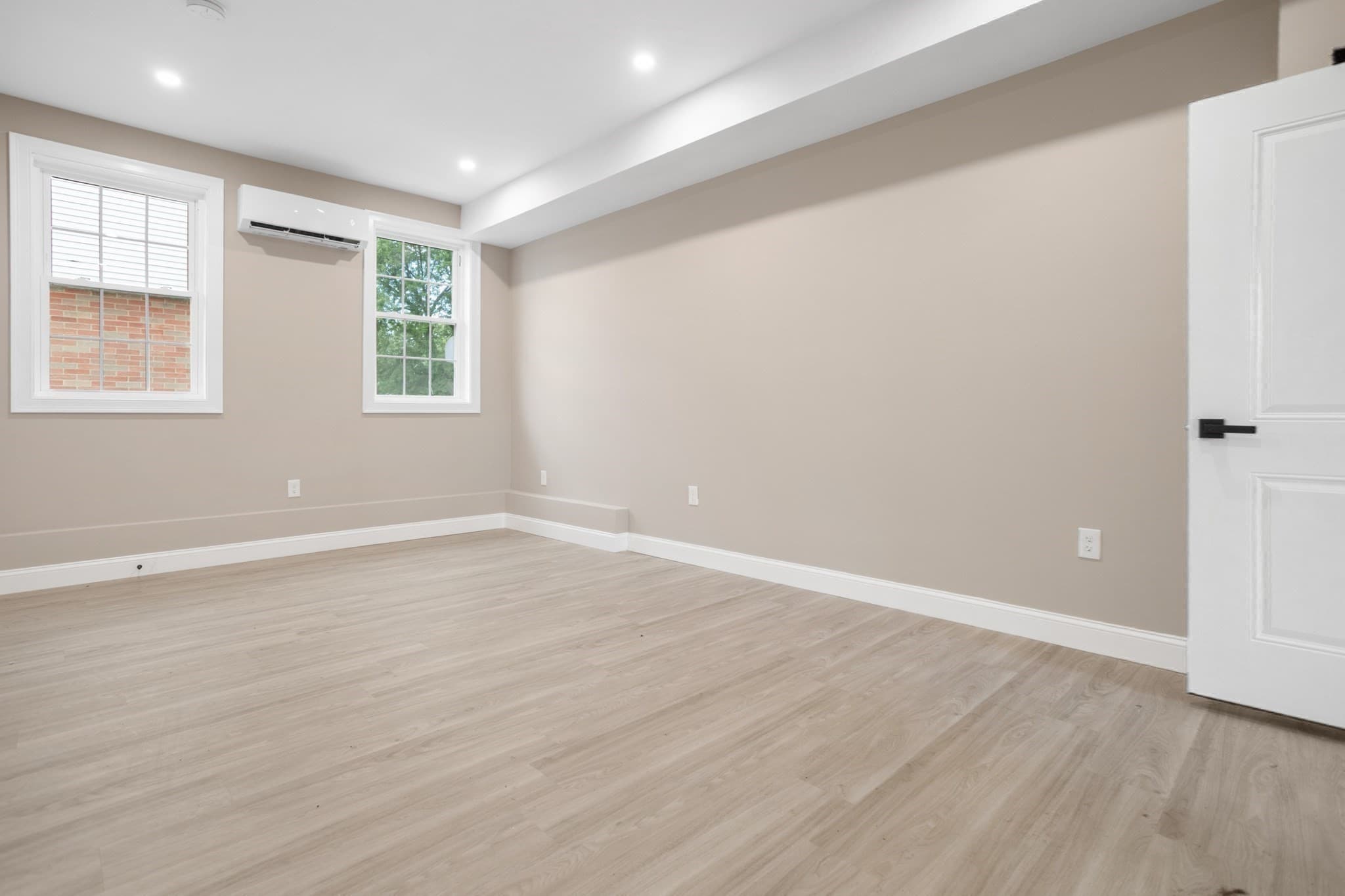 Condominium at 661 Washington Avenue # 1, Revere MA 02151, Revere, photo 29 of 40