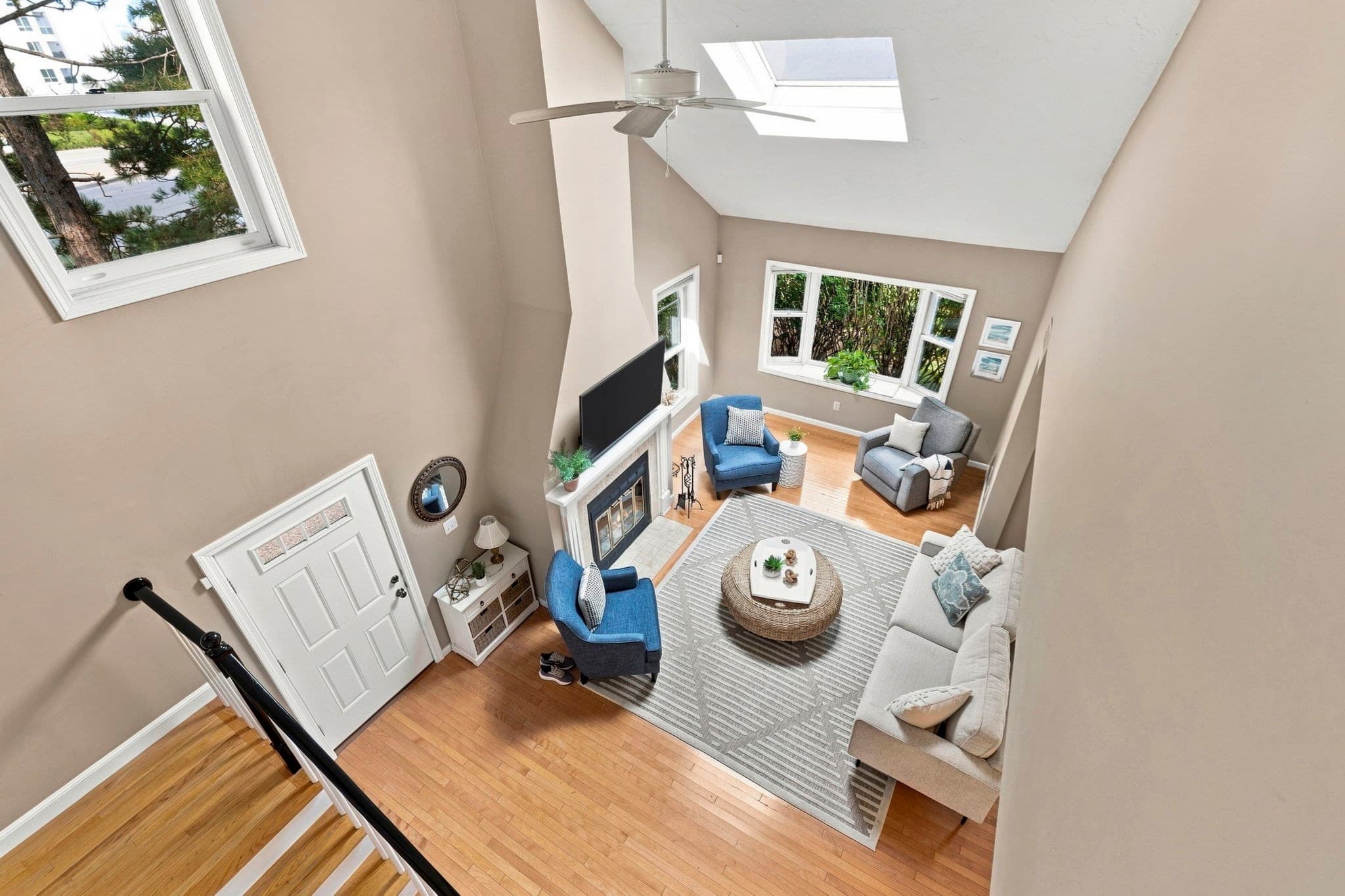 Condominium at 28 Whaler Ln # 28, Quincy MA 02171, photo 4 of 27