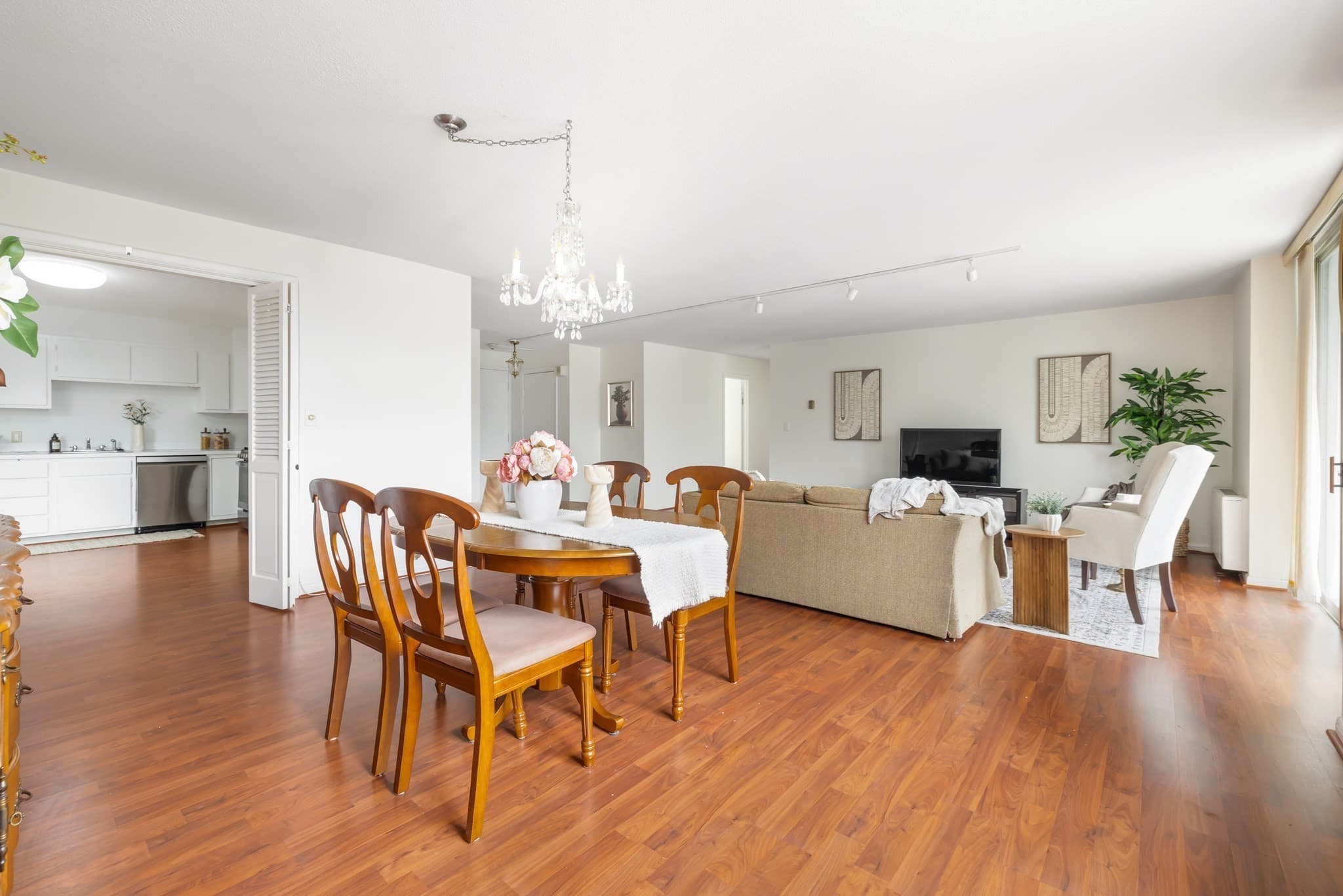 Condominium at 280 Boylston Street # 411, Newton MA 02467, Newton, photo 11 of 34