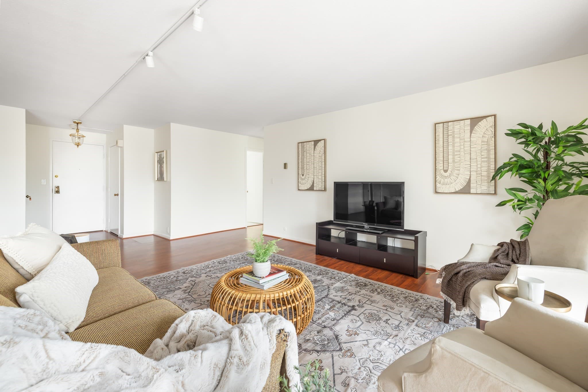 Condominium at 280 Boylston Street # 411, Newton MA 02467, Newton, photo 8 of 34