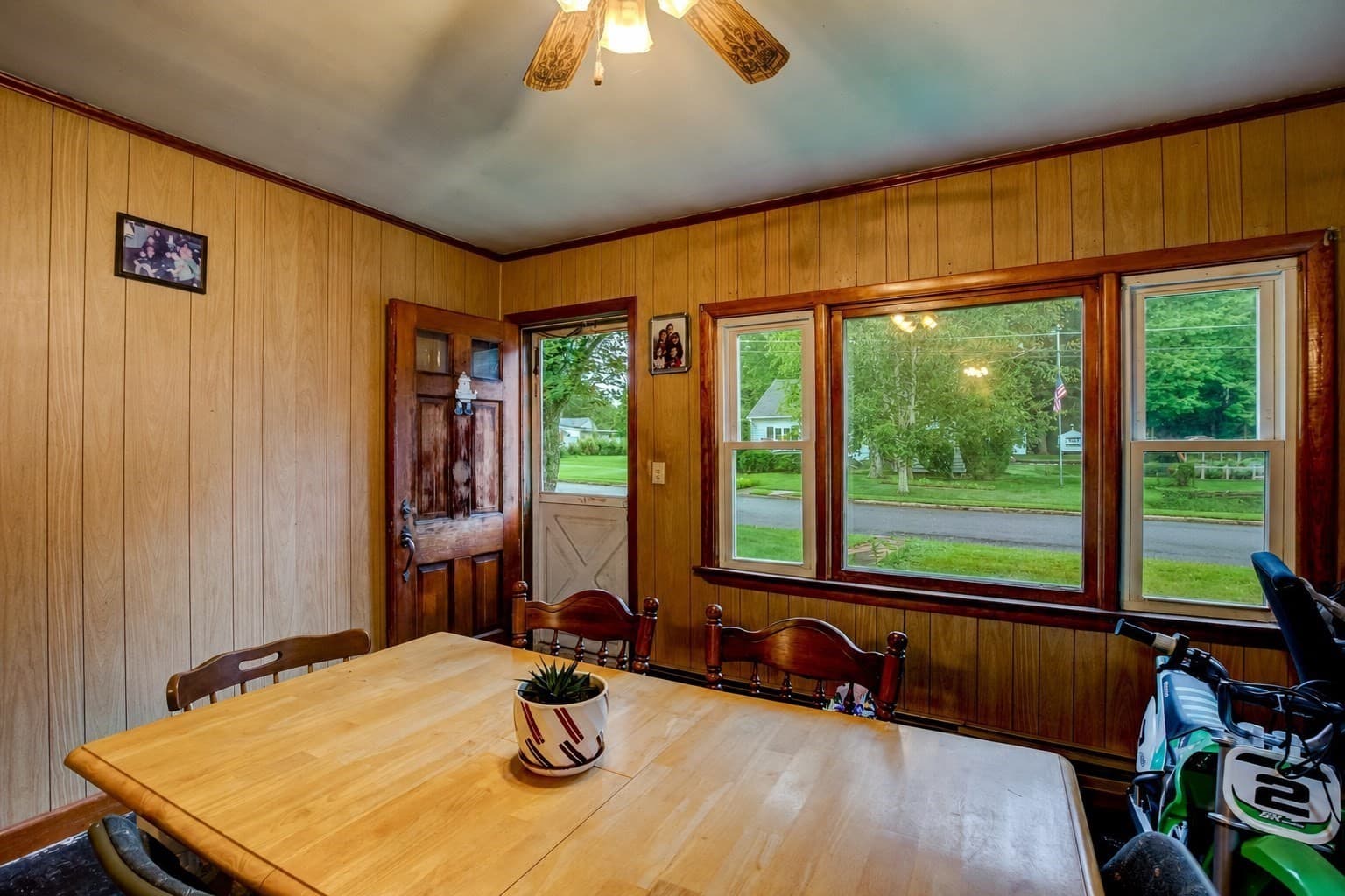 Single Family Residence at 56 John St, Lunenburg MA 01462, Lunenburg, photo 5 of 31