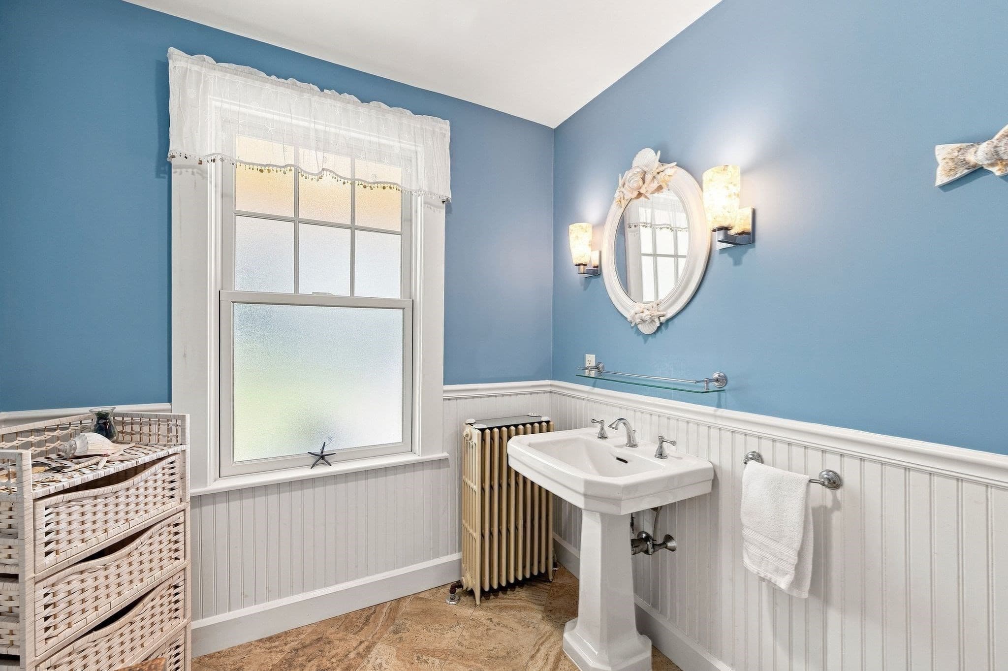 Single Family Residence at 5 Ticehurst Lane, Marblehead MA 01945, Marblehead, photo 15 of 30