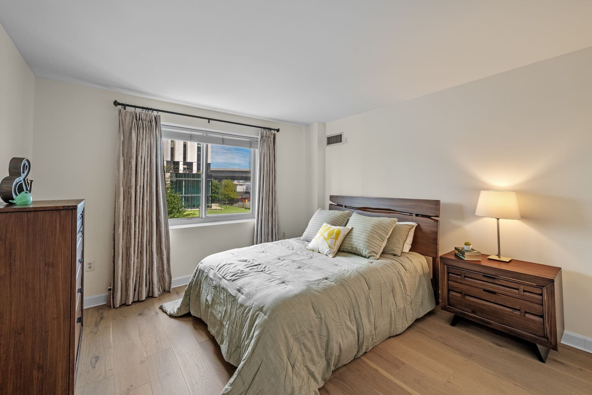 Condominium at 8-12 Museum Way # 329, Cambridge MA 02141, Cambridge, photo 6 of 42