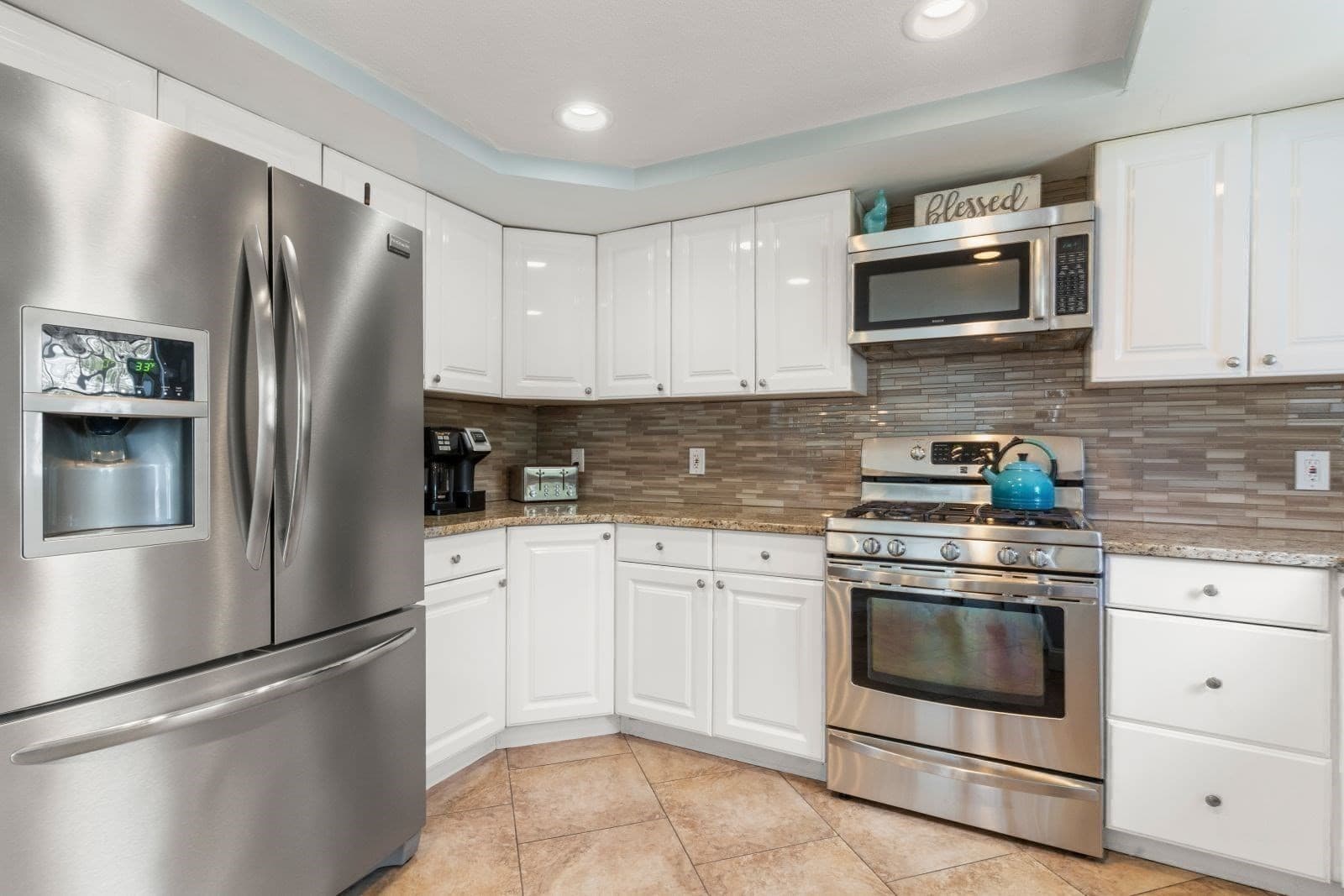 Single Family Residence at 22 Aberdeen Ave, Waltham MA 02453, photo 13 of 40