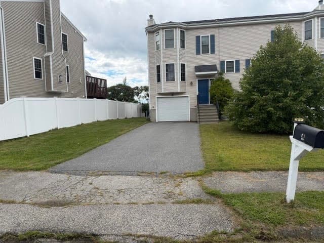 4 Pearlbush Path, Worcester MA 01607