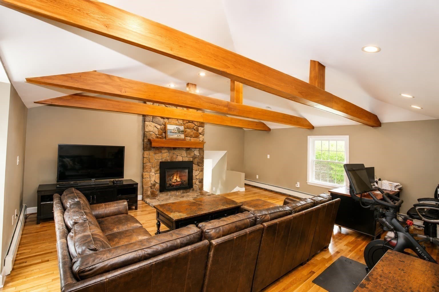 Single Family Residence at 52 Brentwood, Chelmsford MA 01824, Chelmsford, photo 20 of 41
