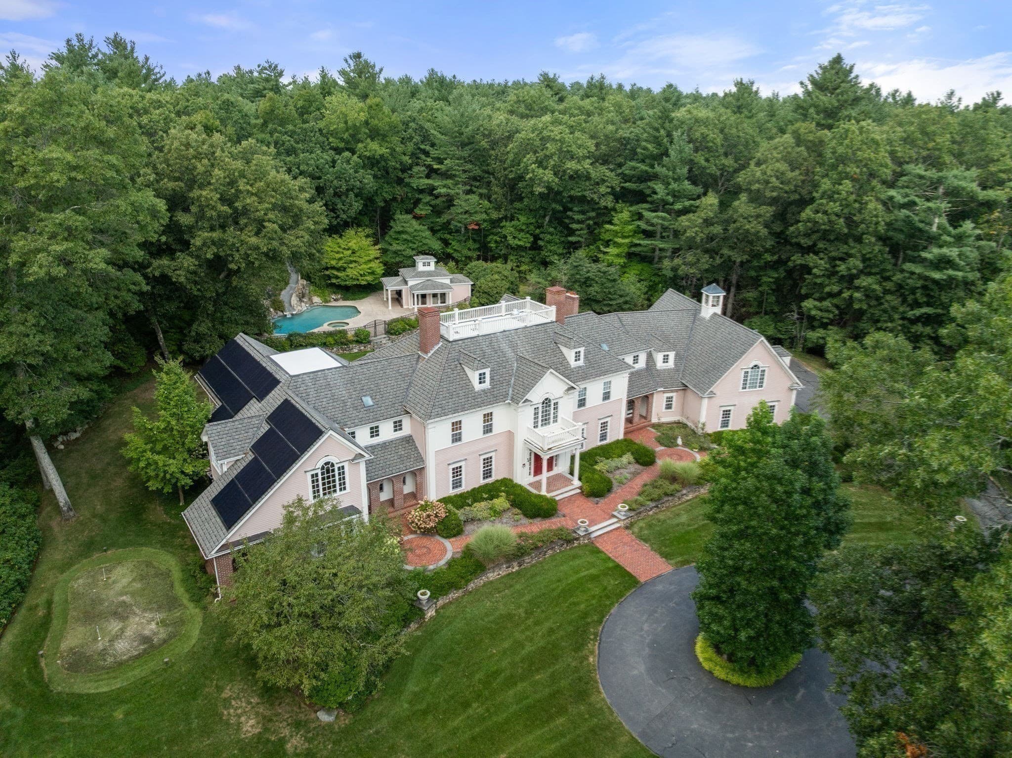 Single Family Residence at 5 Hamlins Crossing, Dover MA 02030, Dover, photo 5 of 37