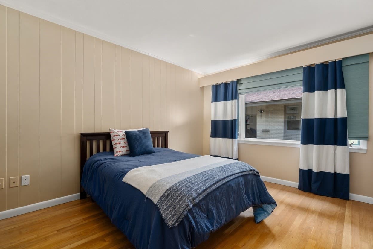 Single Family Residence at 90 Aylesbury Road, Worcester MA 01609, Worcester, photo 23 of 31