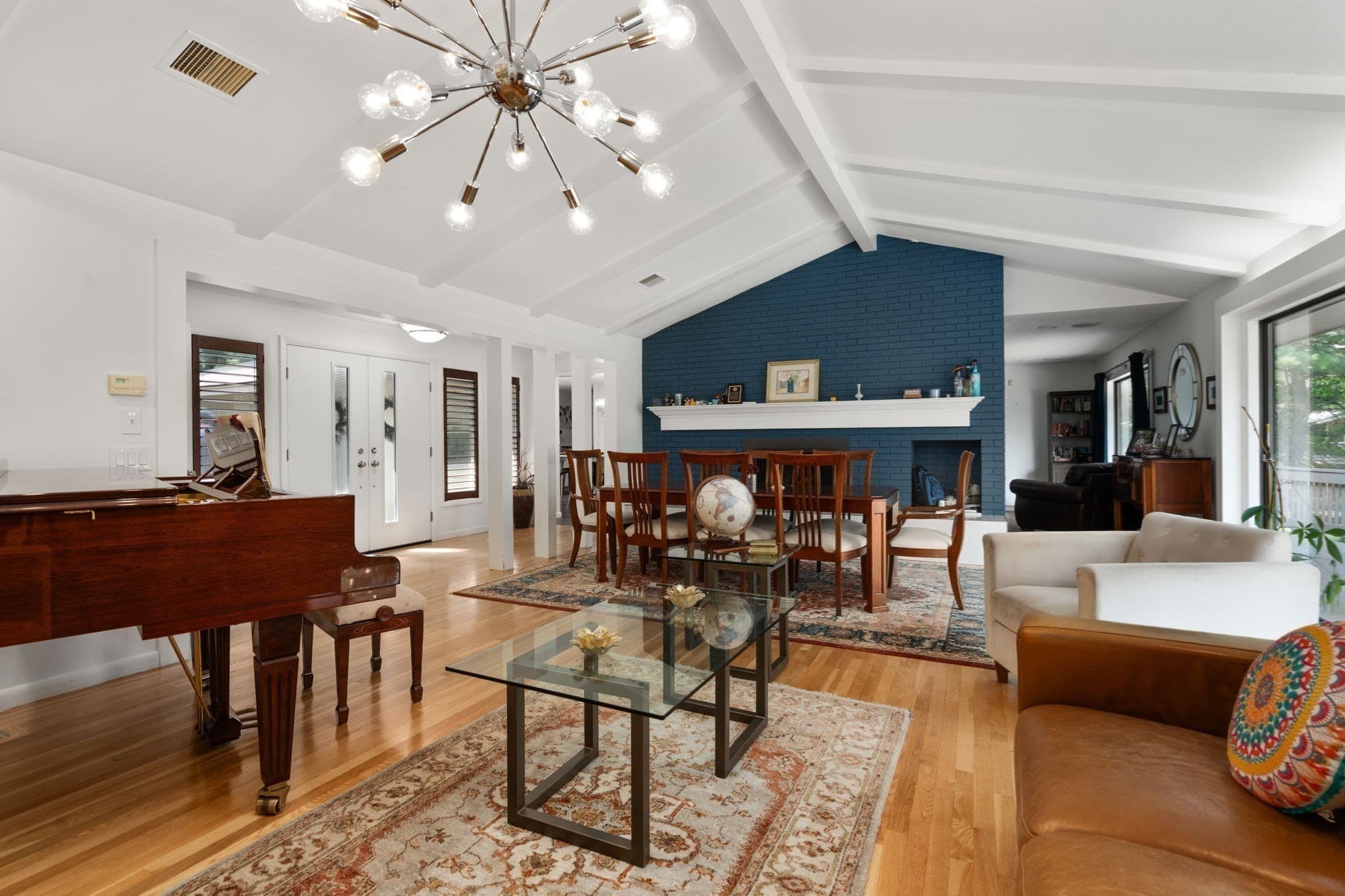 Single Family Residence at 90 Aylesbury Road, Worcester MA 01609, Worcester, photo 9 of 31