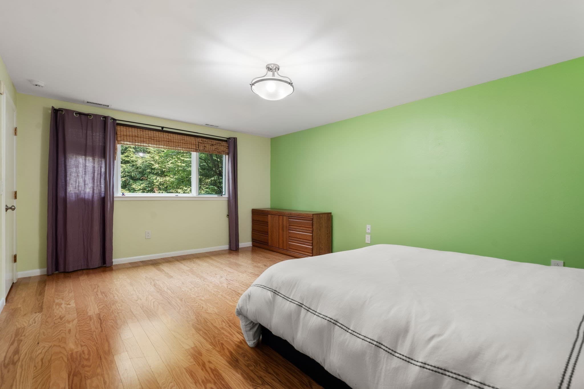 Single Family Residence at 90 Aylesbury Road, Worcester MA 01609, Worcester, photo 24 of 31