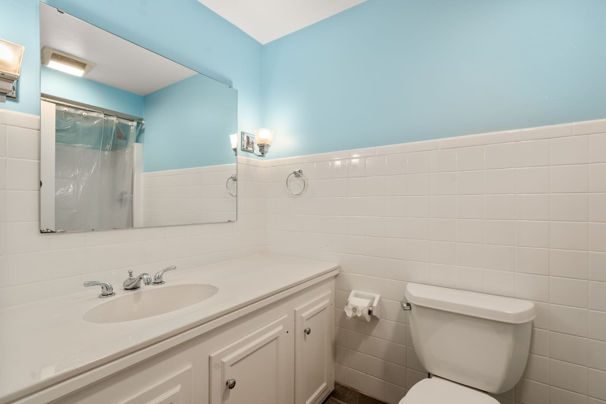 Single Family Residence at 90 Aylesbury Road, Worcester MA 01609, Worcester, photo 29 of 31