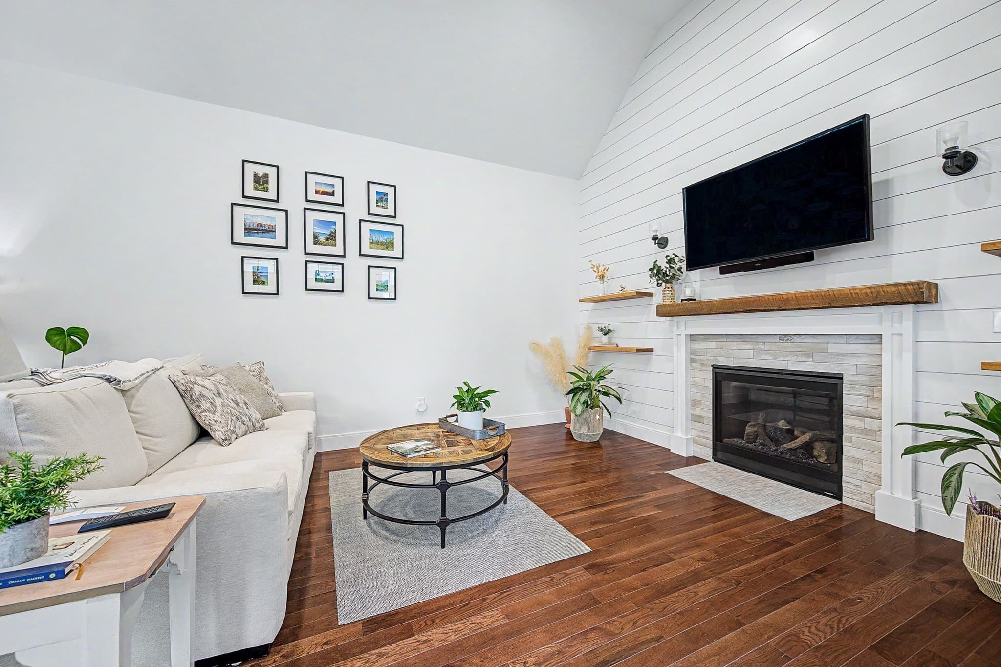 Single Family Residence at 3 Conway Ln, Foxboro MA 02035, Foxboro, photo 15 of 41