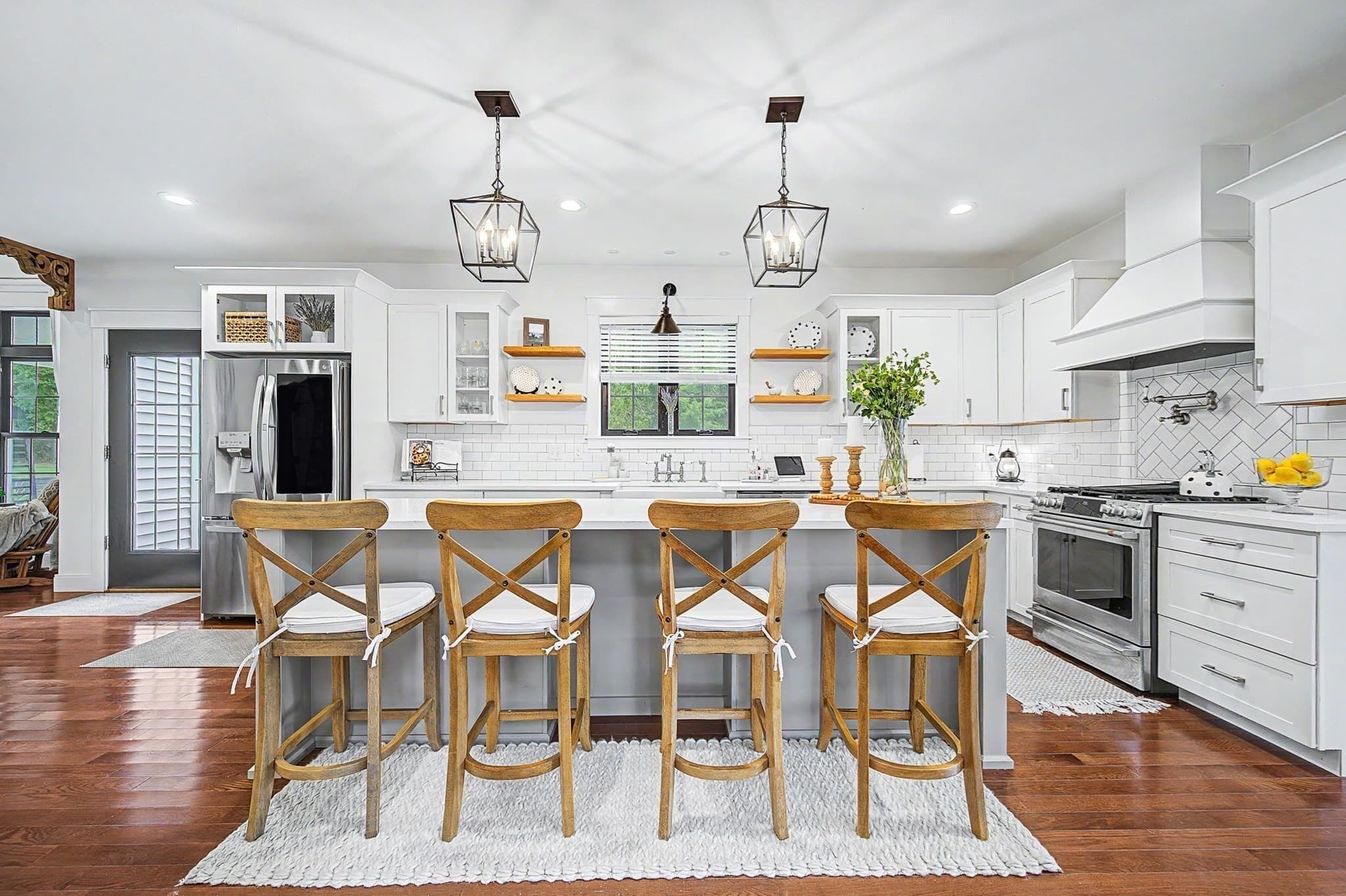 Single Family Residence at 3 Conway Ln, Foxboro MA 02035, Foxboro, photo 8 of 41