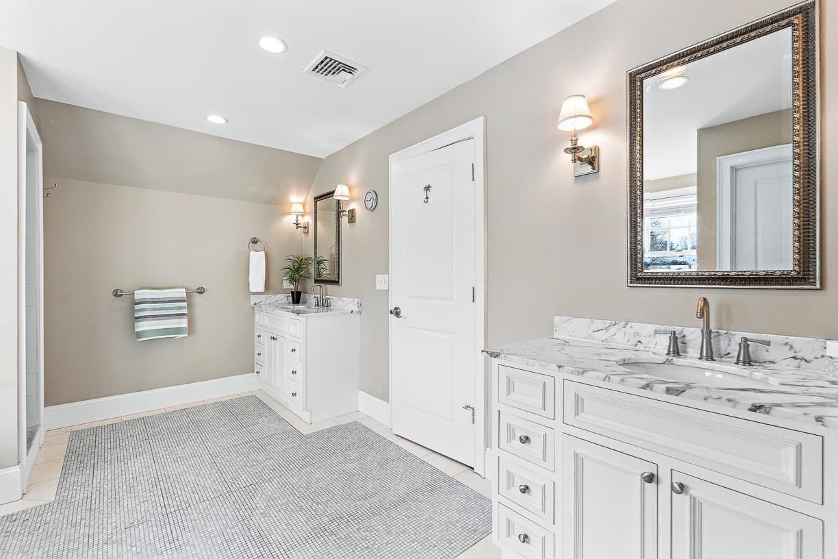 Single Family Residence at 37 Mayflower Road, Winchester MA 01890, Winchester, photo 24 of 42