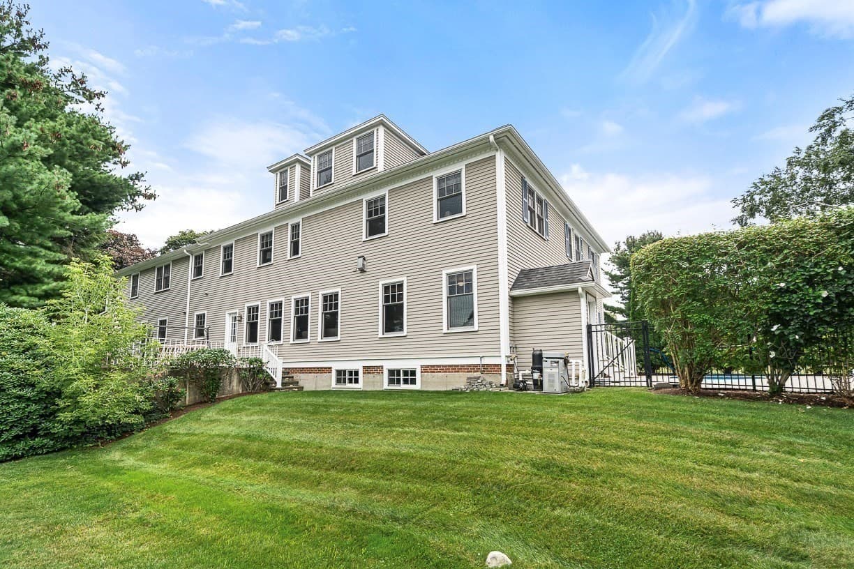 Single Family Residence at 37 Mayflower Road, Winchester MA 01890, Winchester, photo 39 of 42