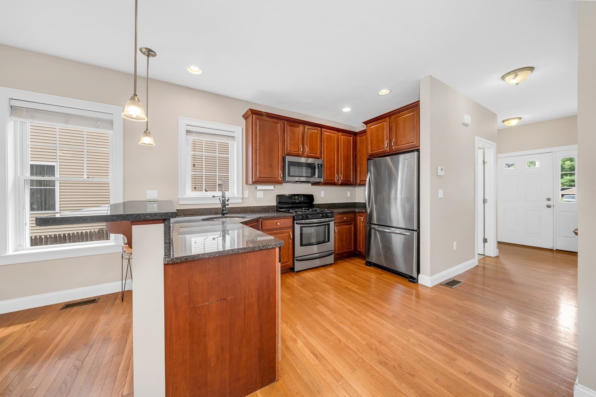 Condominium at 21 County St. # B, Peabody MA 01960, Peabody, photo 8 of 40