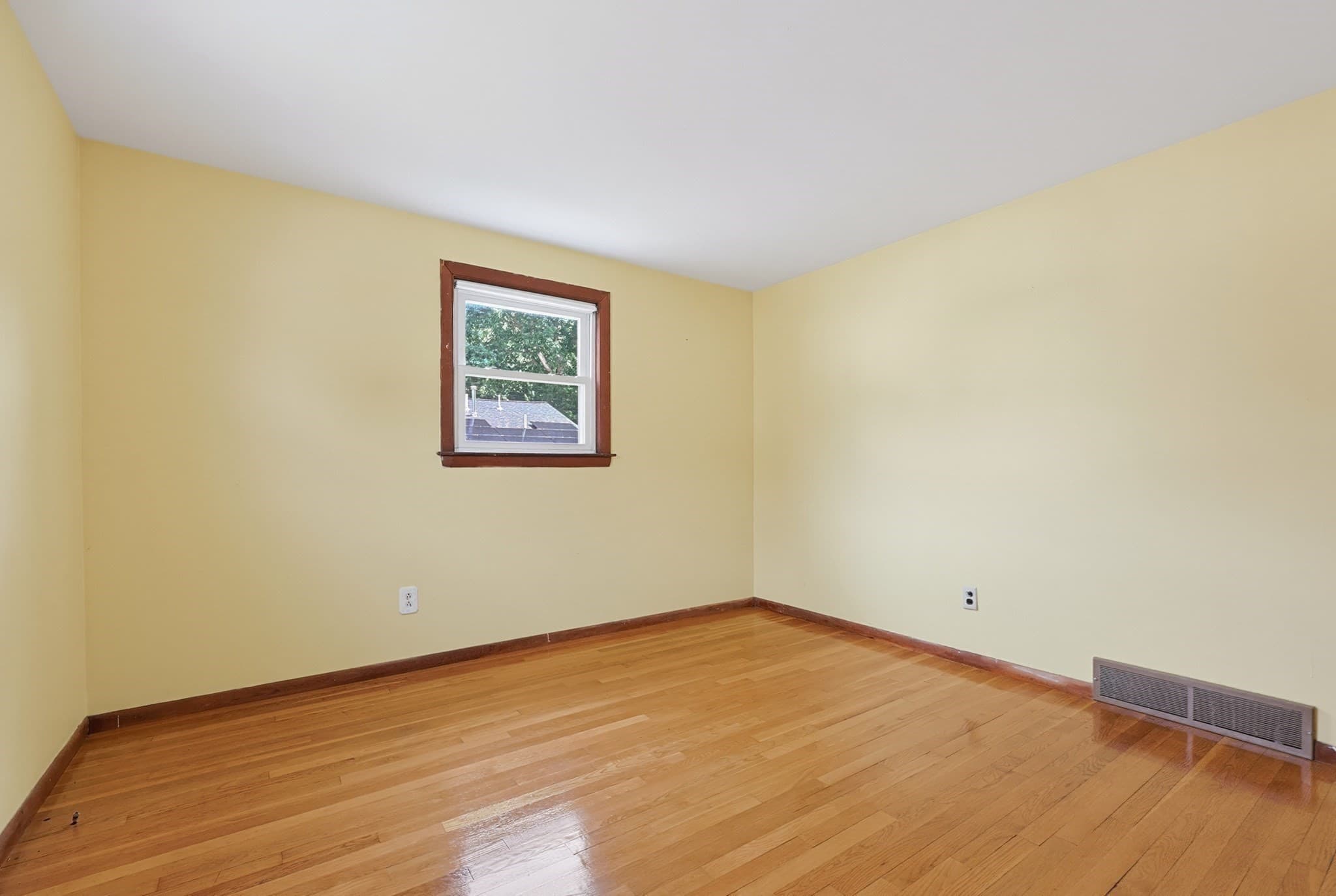 Single Family Residence at 135 Crane St, Dedham MA 02026, Dedham, photo 15 of 28