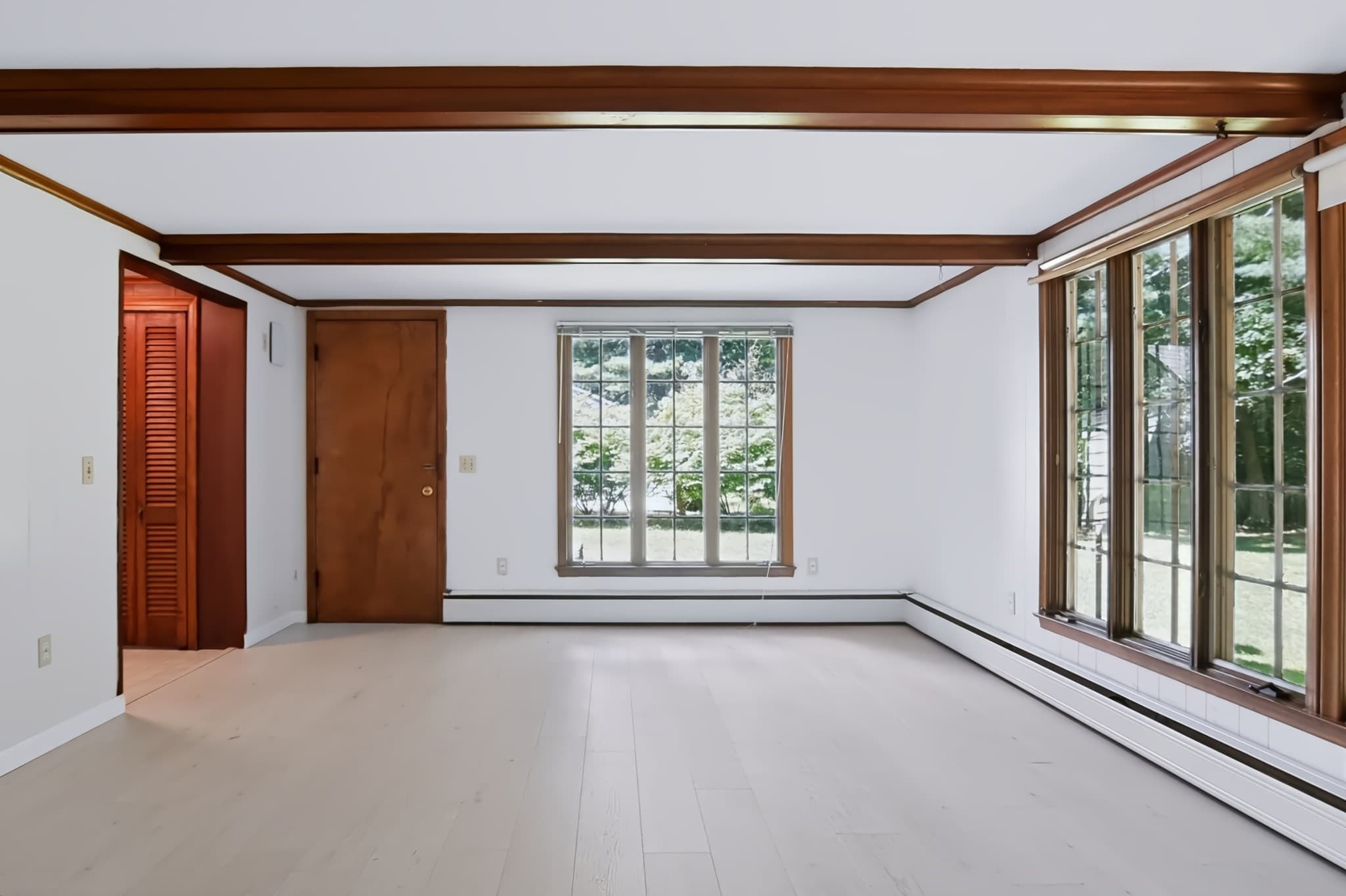 Single Family Residence at 10 Damon Rd, Holden MA 01520, Holden, photo 14 of 42