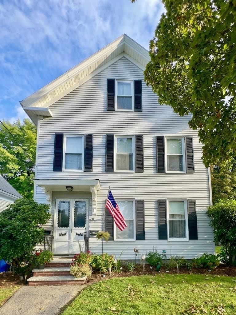 Multi Family at 39 School St, Rockland MA 02370, Rockland, photo 2 of 35