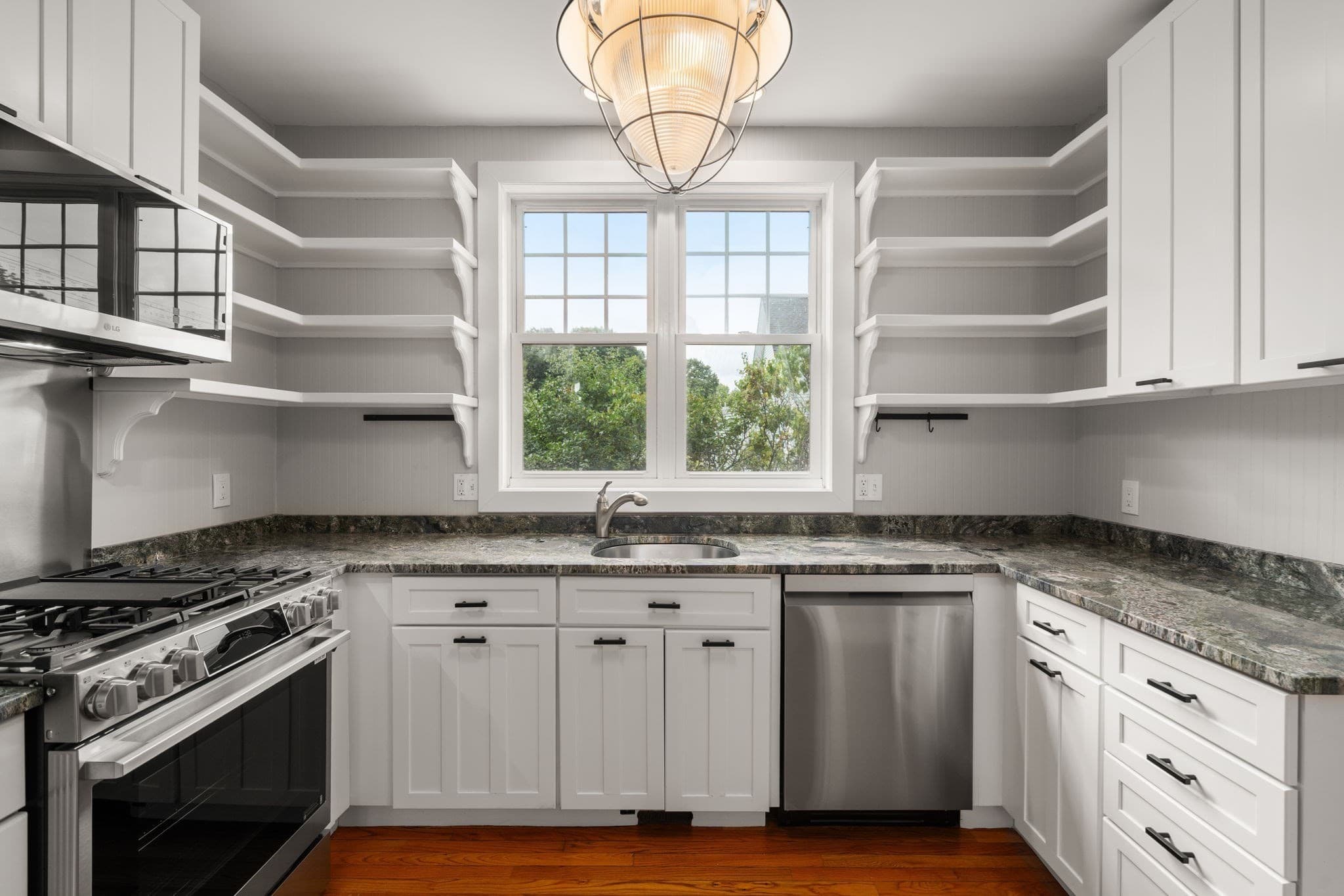 Single Family Residence at 172 West St, Walpole MA 02081, Walpole, photo 10 of 22