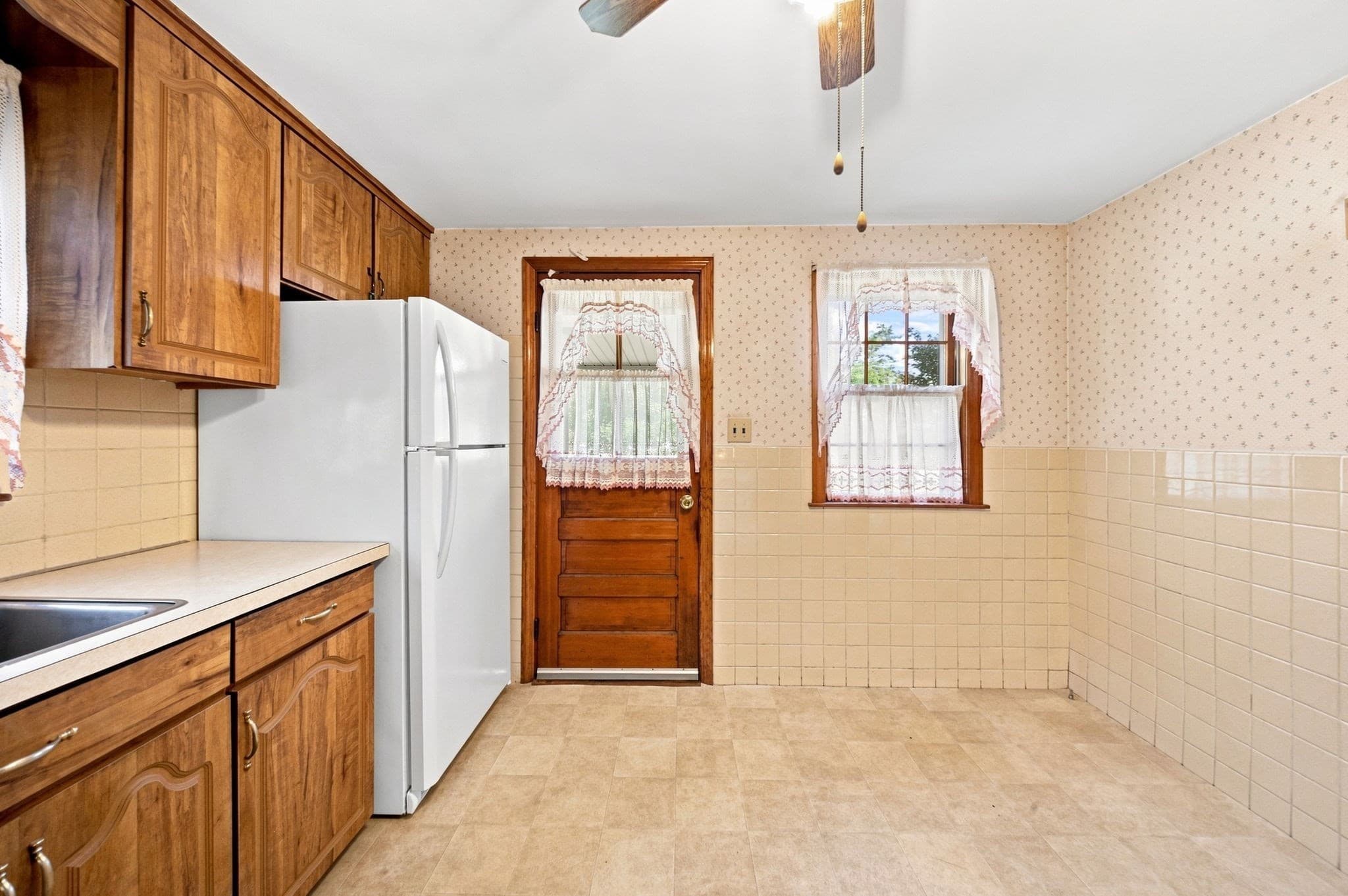 Single Family Residence at 125 Whitehall St, Dedham MA 02026, Dedham, photo 32 of 42