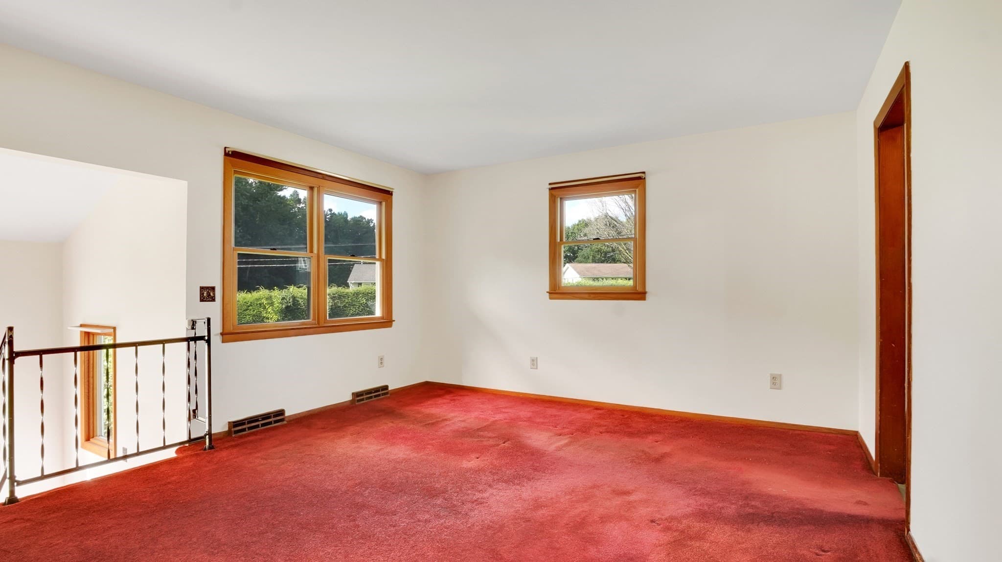 Single Family Residence at 115 Clover Rd., Ludlow MA 01056, Ludlow, photo 4 of 23
