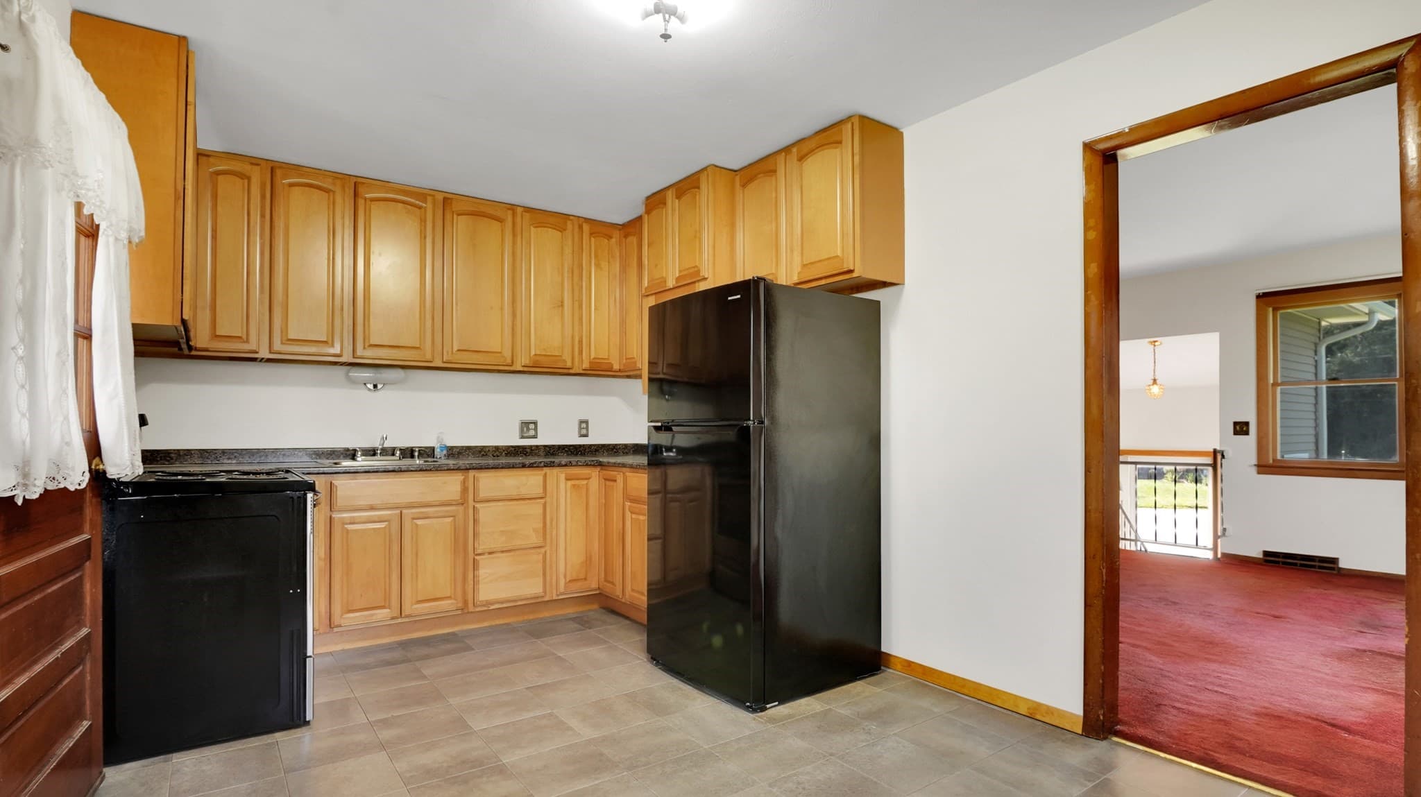 Single Family Residence at 115 Clover Rd., Ludlow MA 01056, Ludlow, photo 8 of 23