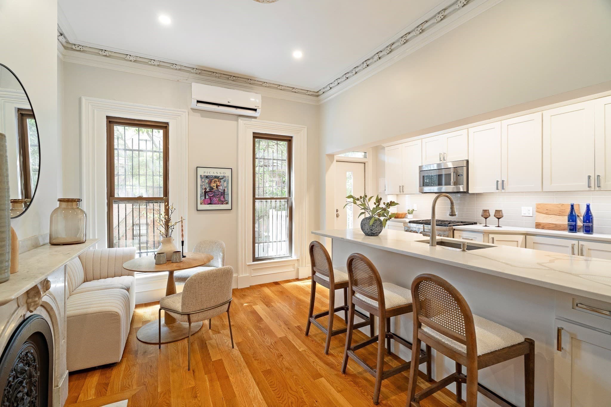 Condominium at 98 W Springfield Street # 1, Boston MA 02118, photo 2 of 19