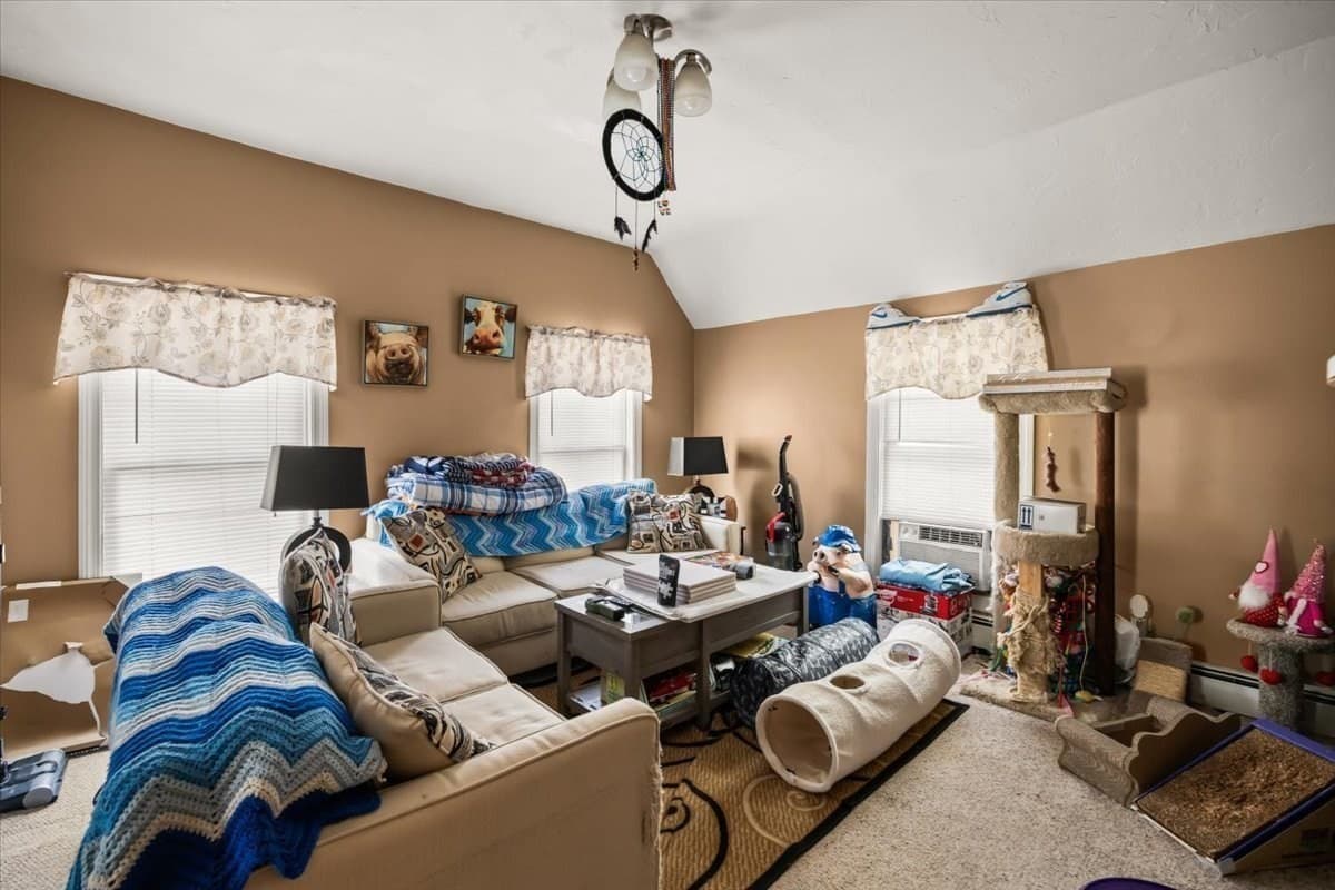 3 Family at 64 Oak St, Taunton MA 02780, Taunton, photo 13 of 36