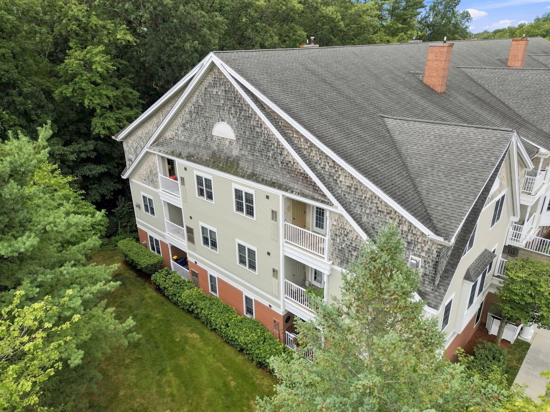 Condominium at 180 Chickering Rd # 302C, North Andover MA 01845, North Andover, photo 39 of 42