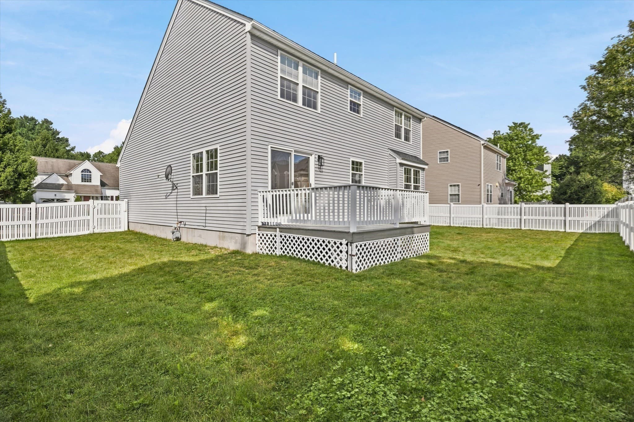 Single Family Residence at 9 Derby Ln., Franklin MA 02038, Franklin, photo 26 of 31