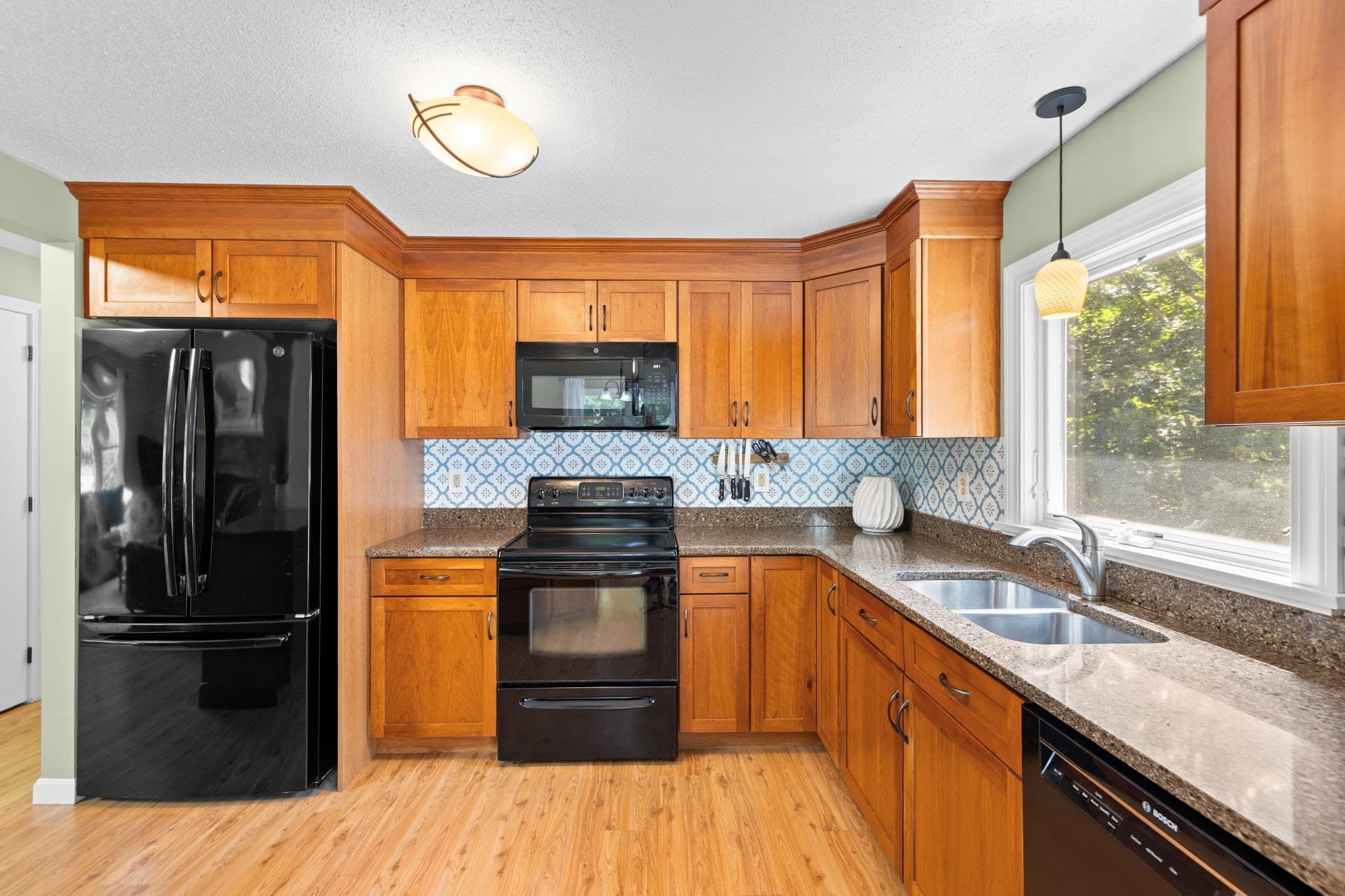 Single Family Residence at 19 Ivest Circle, Falmouth MA 02536, Falmouth, photo 11 of 29