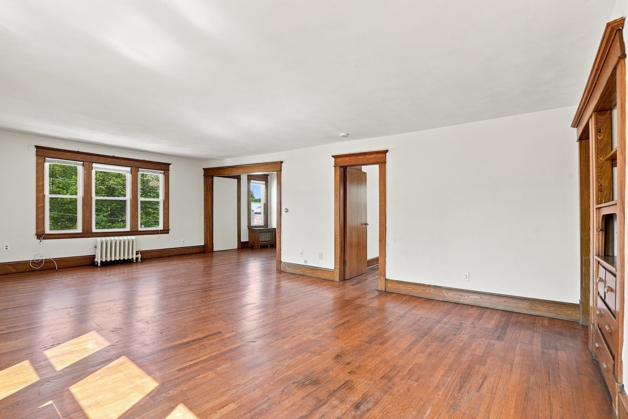 3 Family at 39 Bell St, Chicopee MA 01013, Chicopee, photo 12 of 38