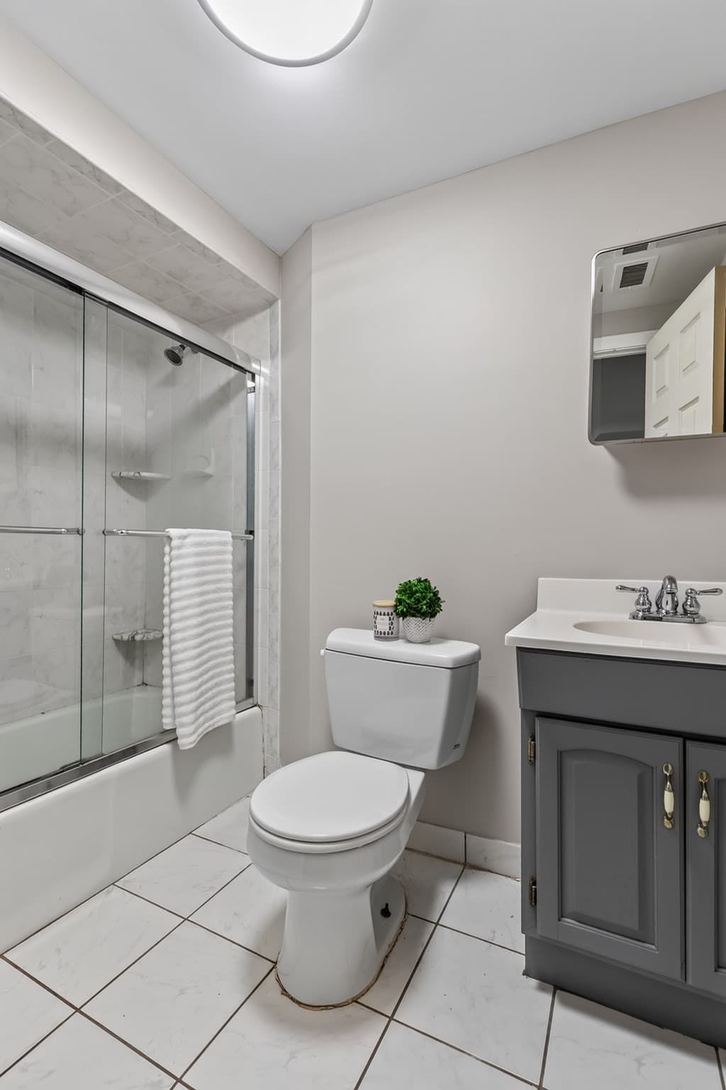 Condominium at 33 Bay State Rd # 2, Boston MA 02215, photo 19 of 33