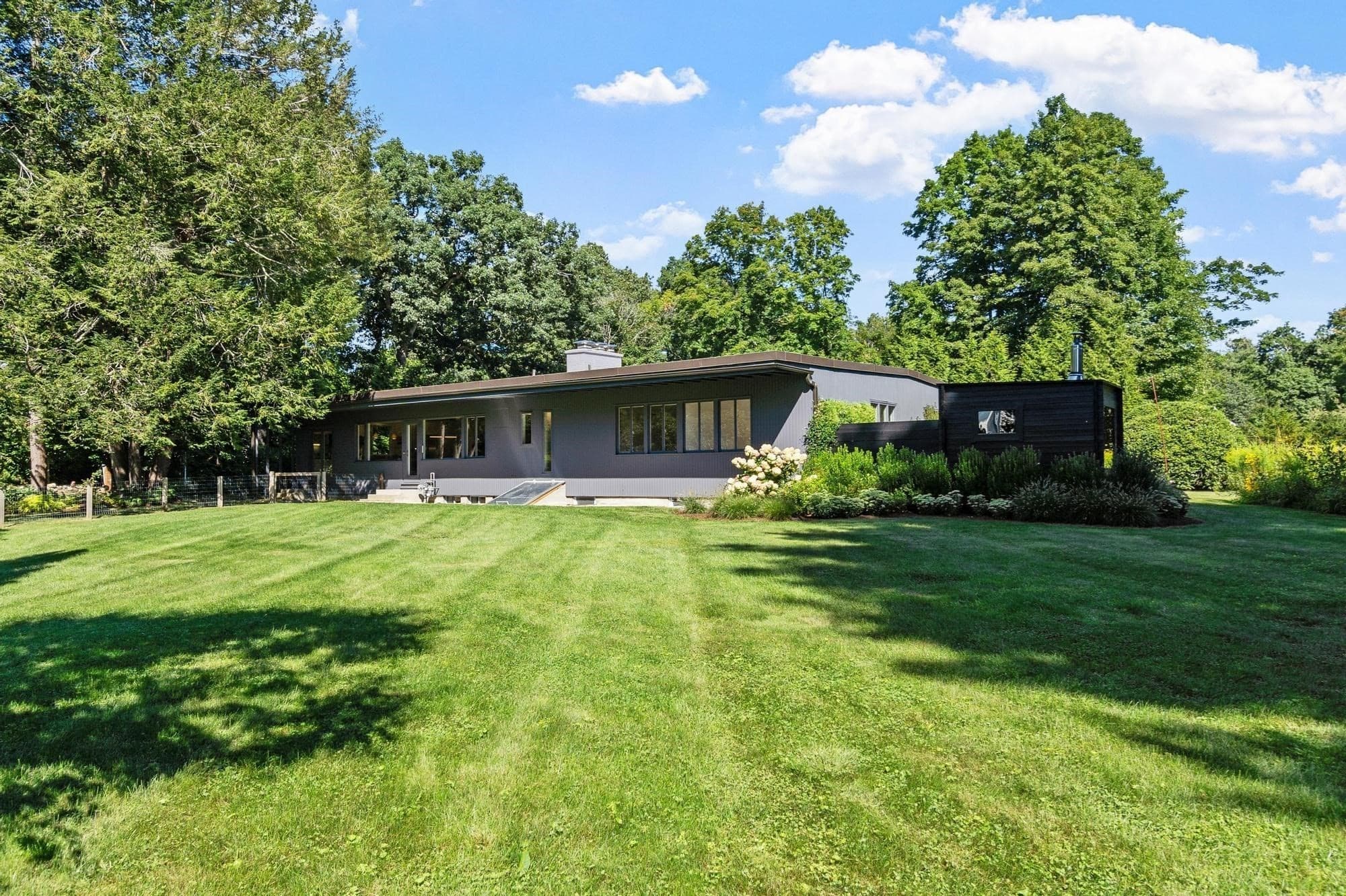 Single Family Residence at 240 Concord Rd, Lincoln MA 01773, Lincoln, photo 38 of 42